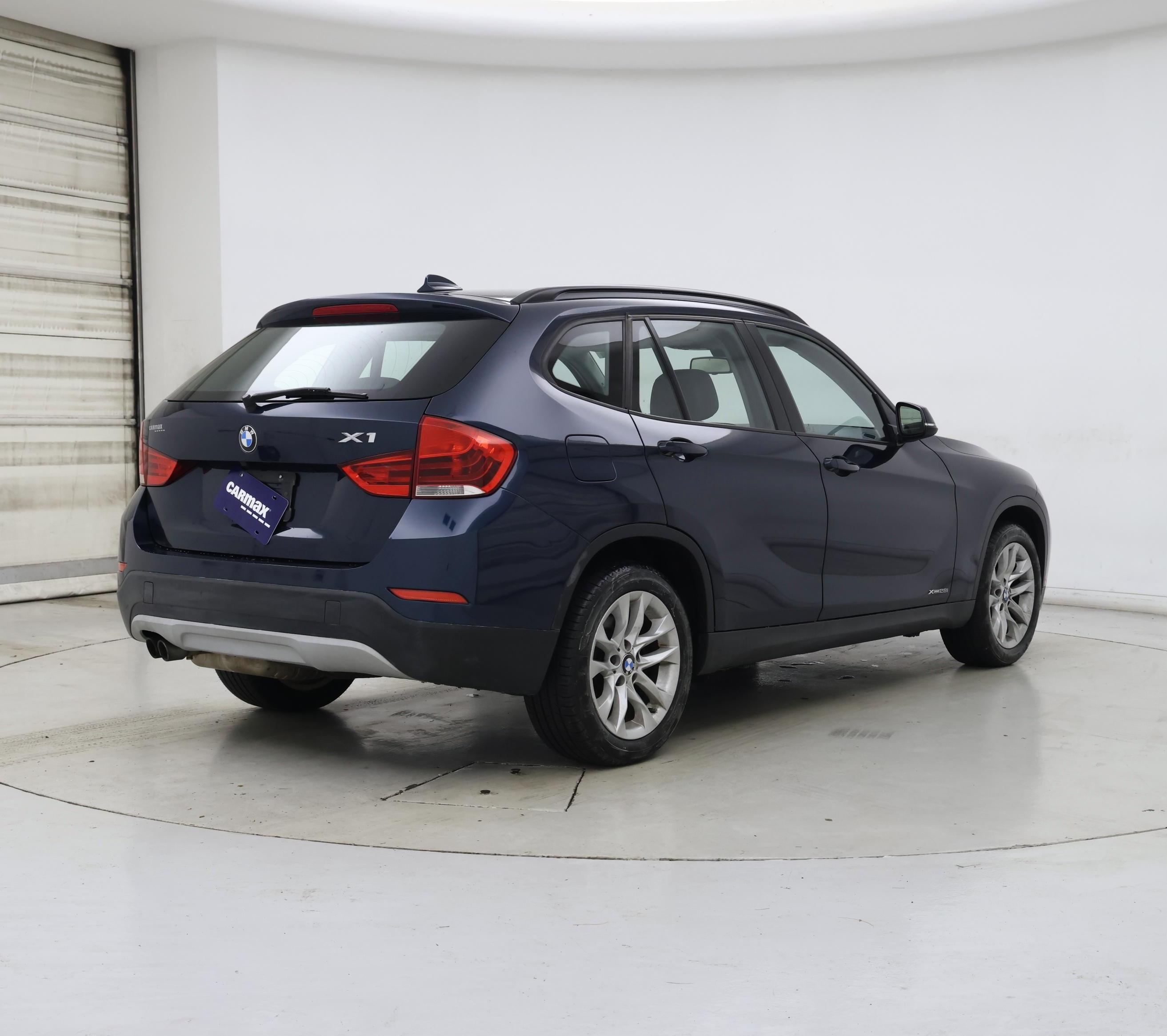 Thumbnail: 2015 BMW X1 - 8