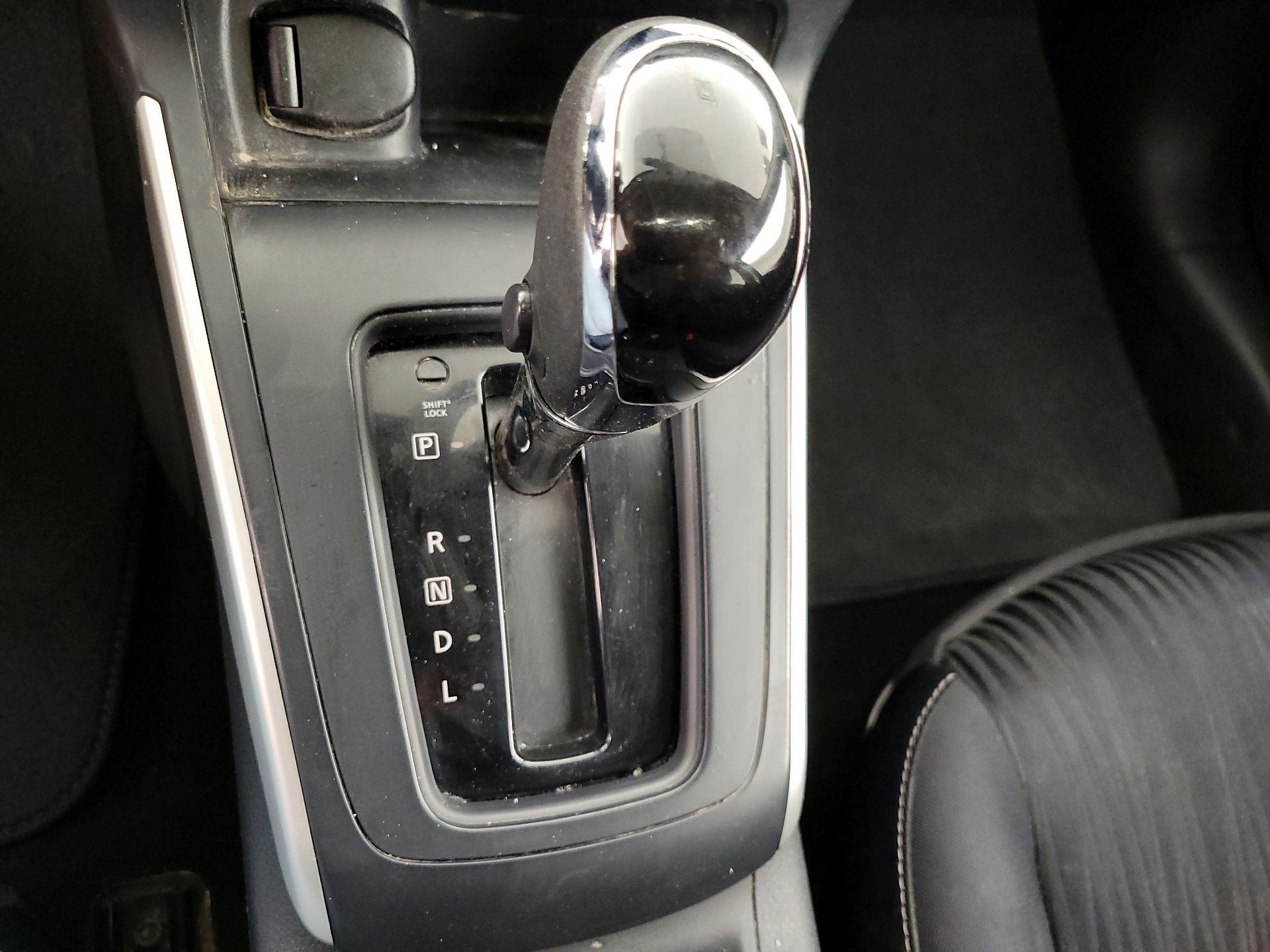 Thumbnail: 2016 Nissan Sentra - 18