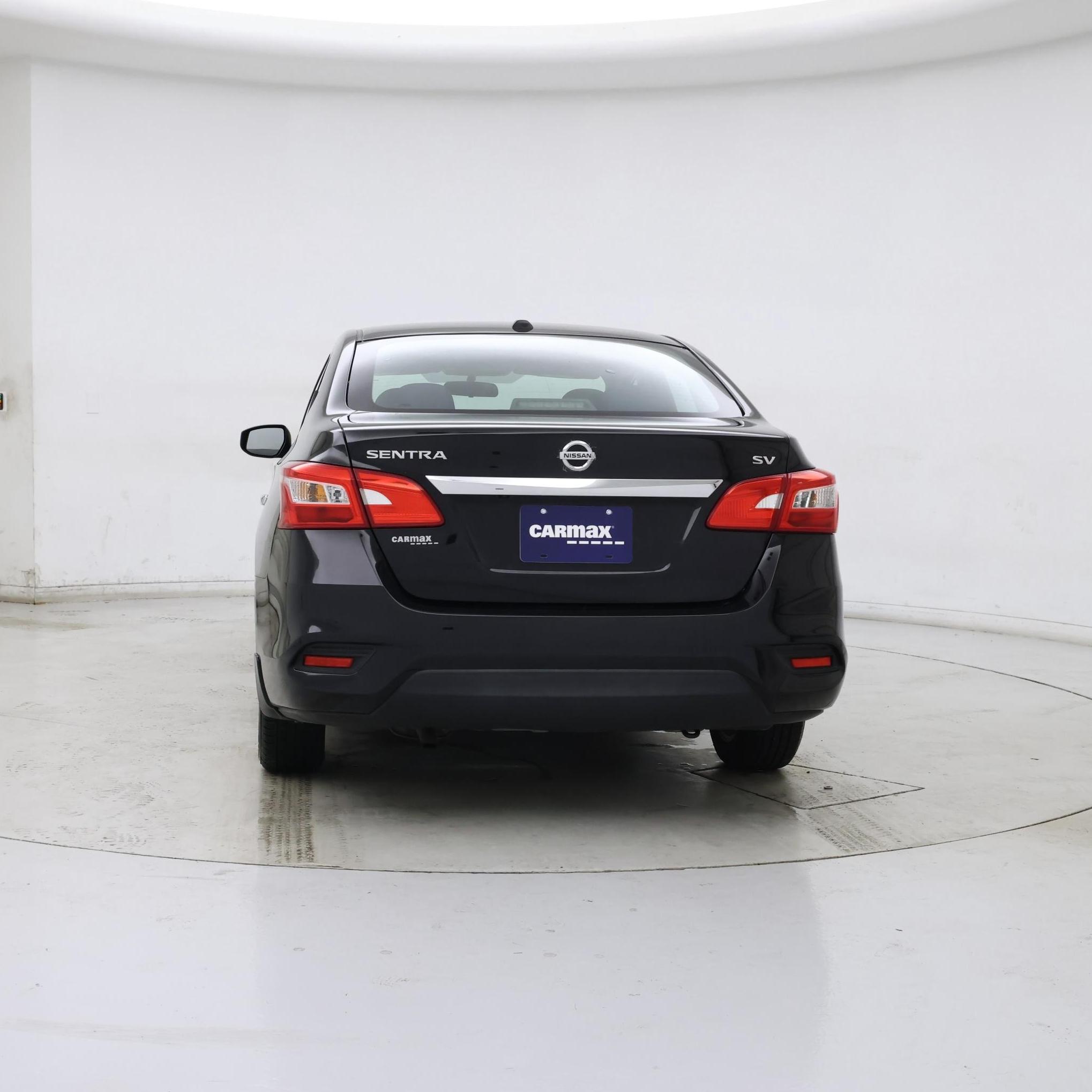 Thumbnail: 2016 Nissan Sentra - 6