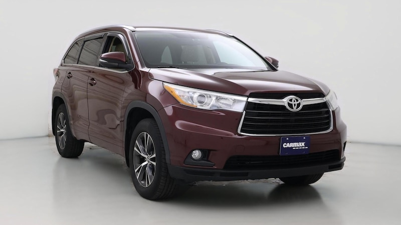 2016 Toyota Highlander XLE Hero Image