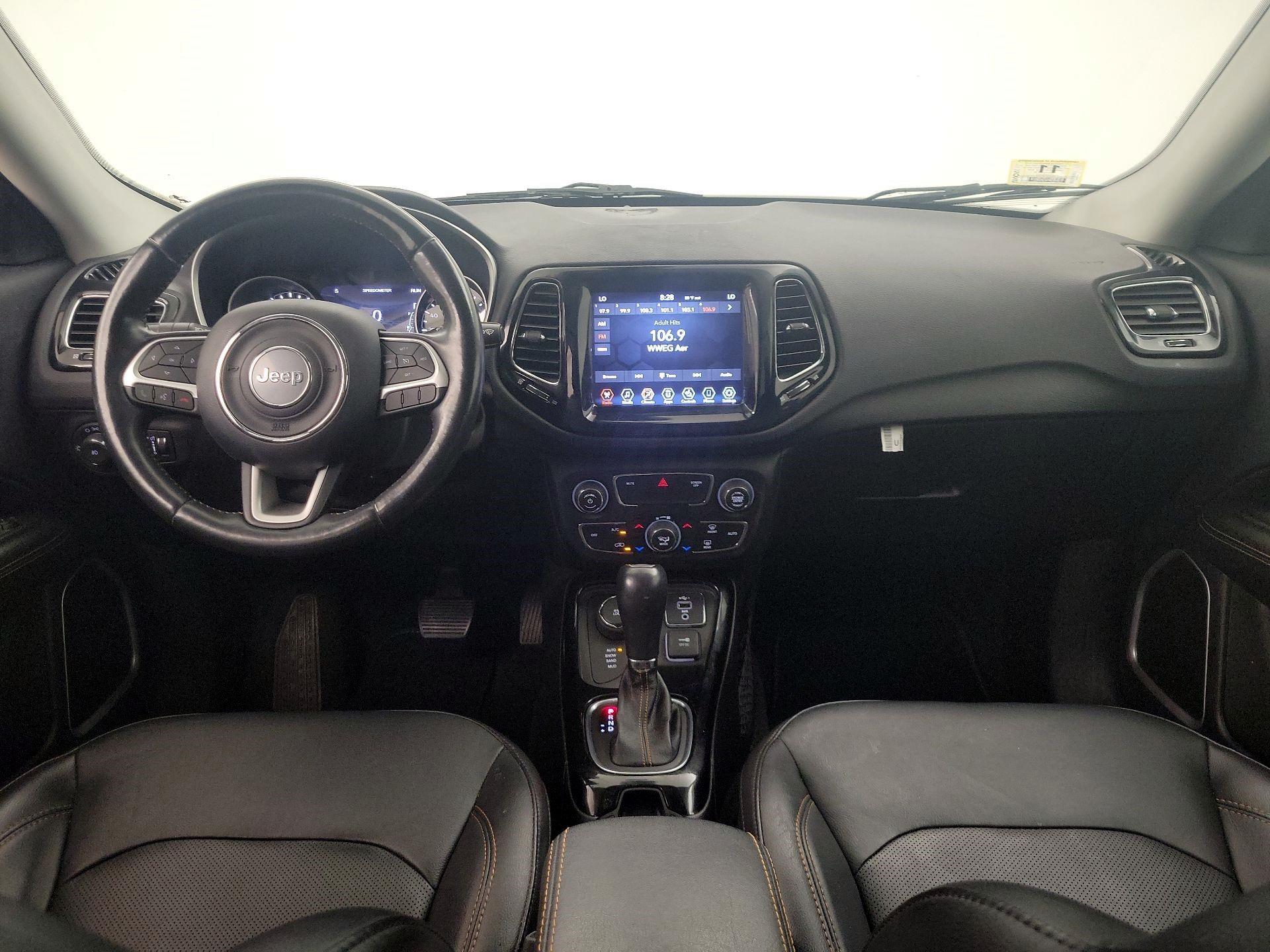 Thumbnail: 2019 Jeep Compass - 9