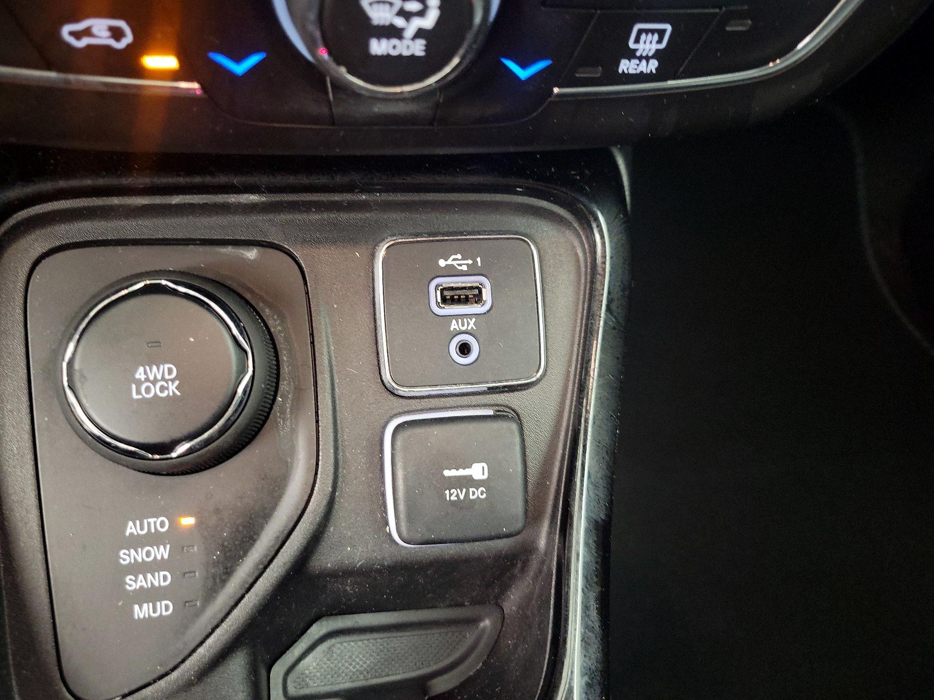 Thumbnail: 2019 Jeep Compass - 18