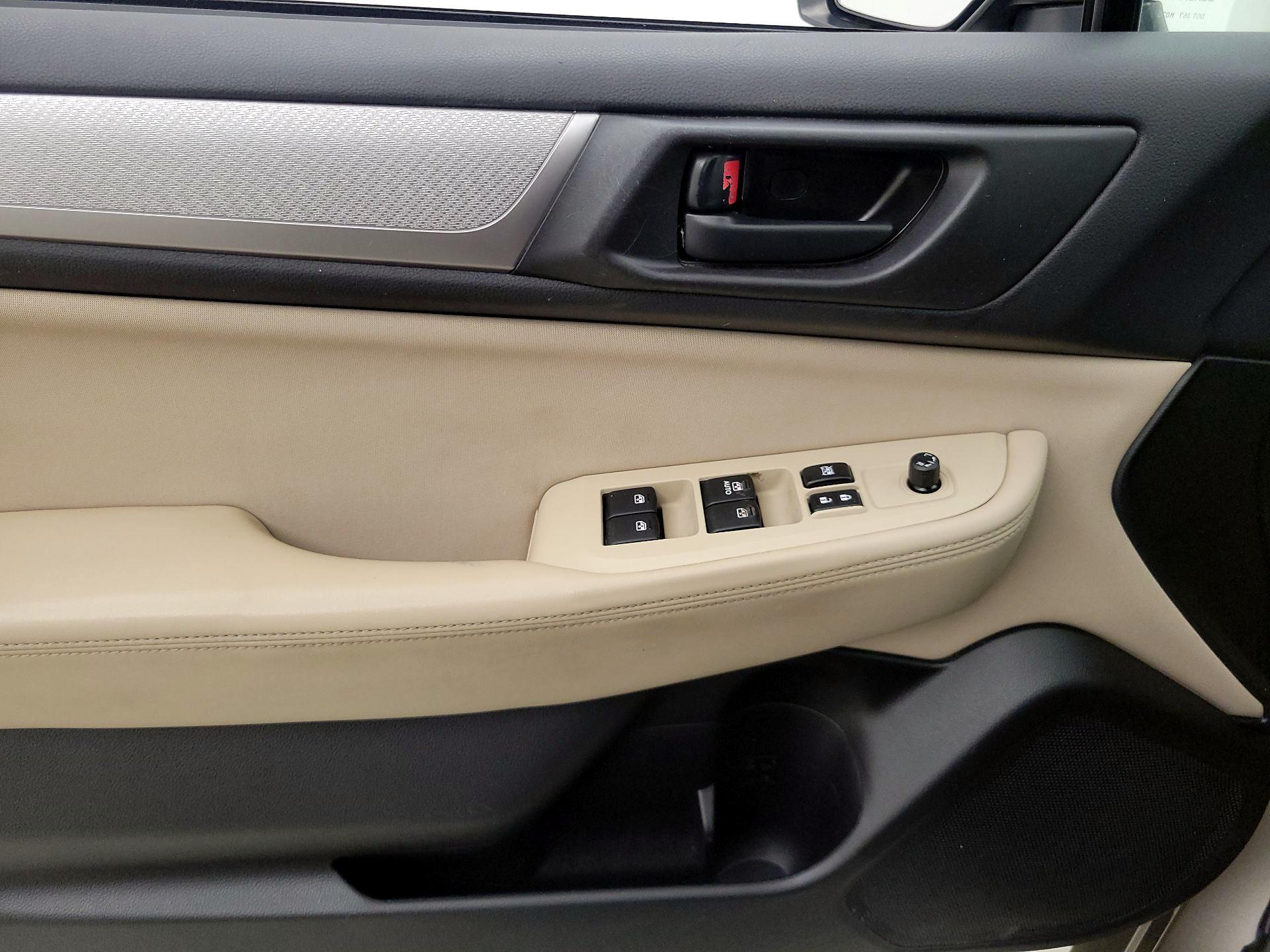 Thumbnail: 2015 Subaru Legacy - 12