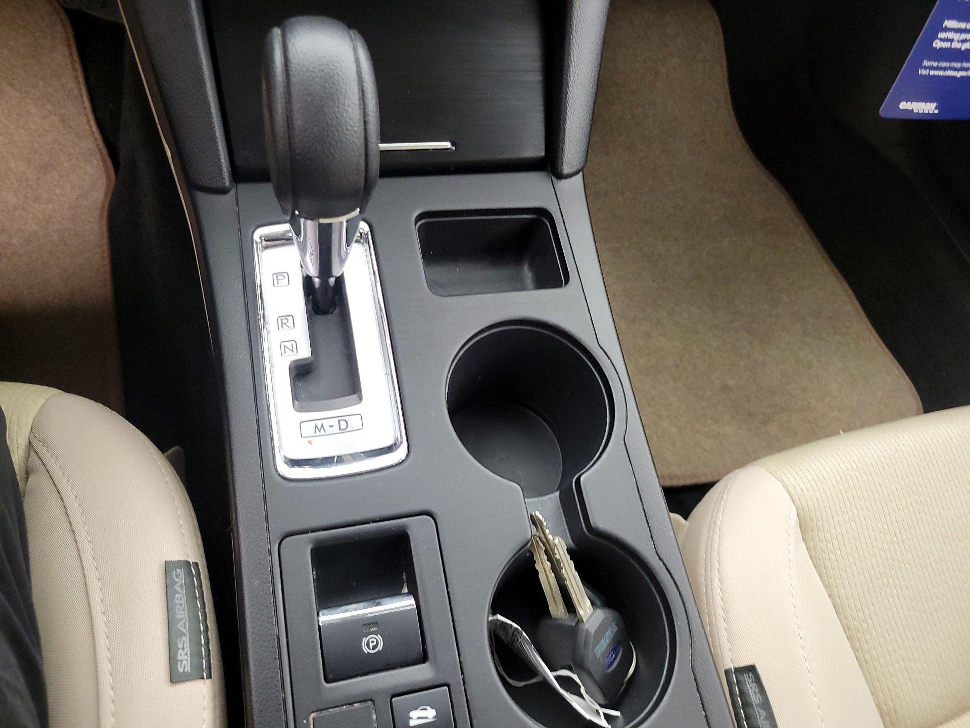 Thumbnail: 2015 Subaru Legacy - 17