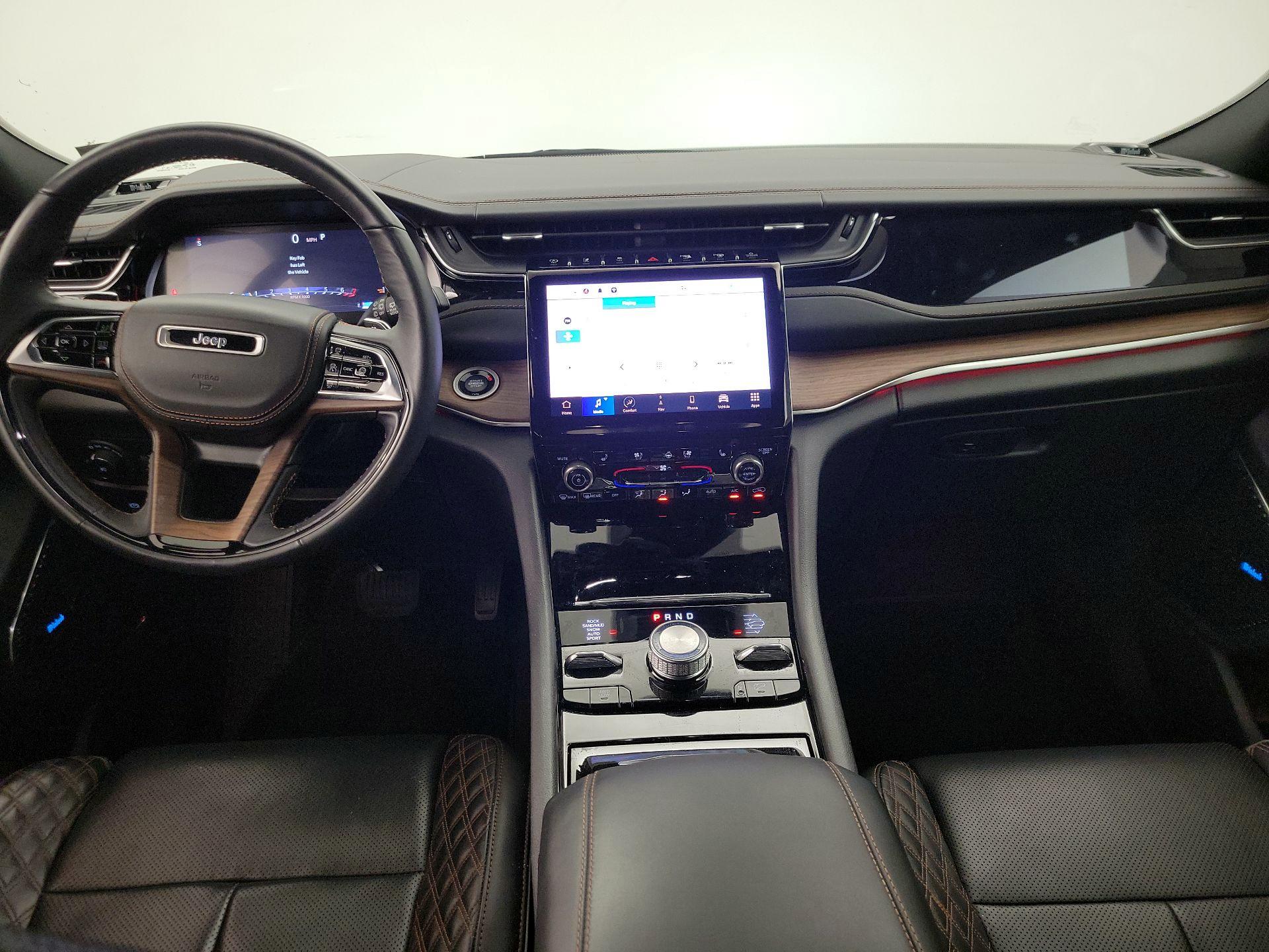 Thumbnail: 2022 Jeep Grand Cherokee - 9
