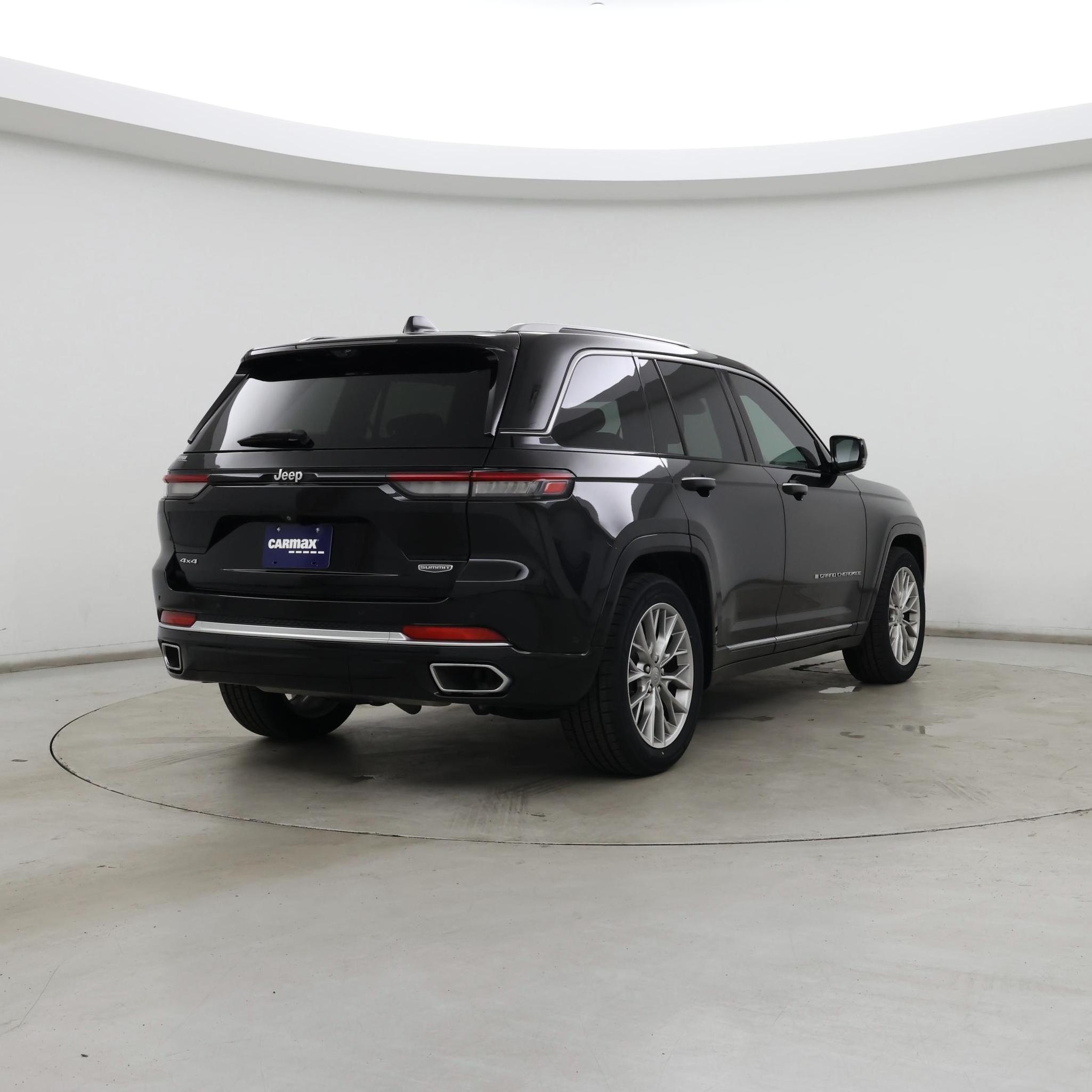 Thumbnail: 2022 Jeep Grand Cherokee - 8