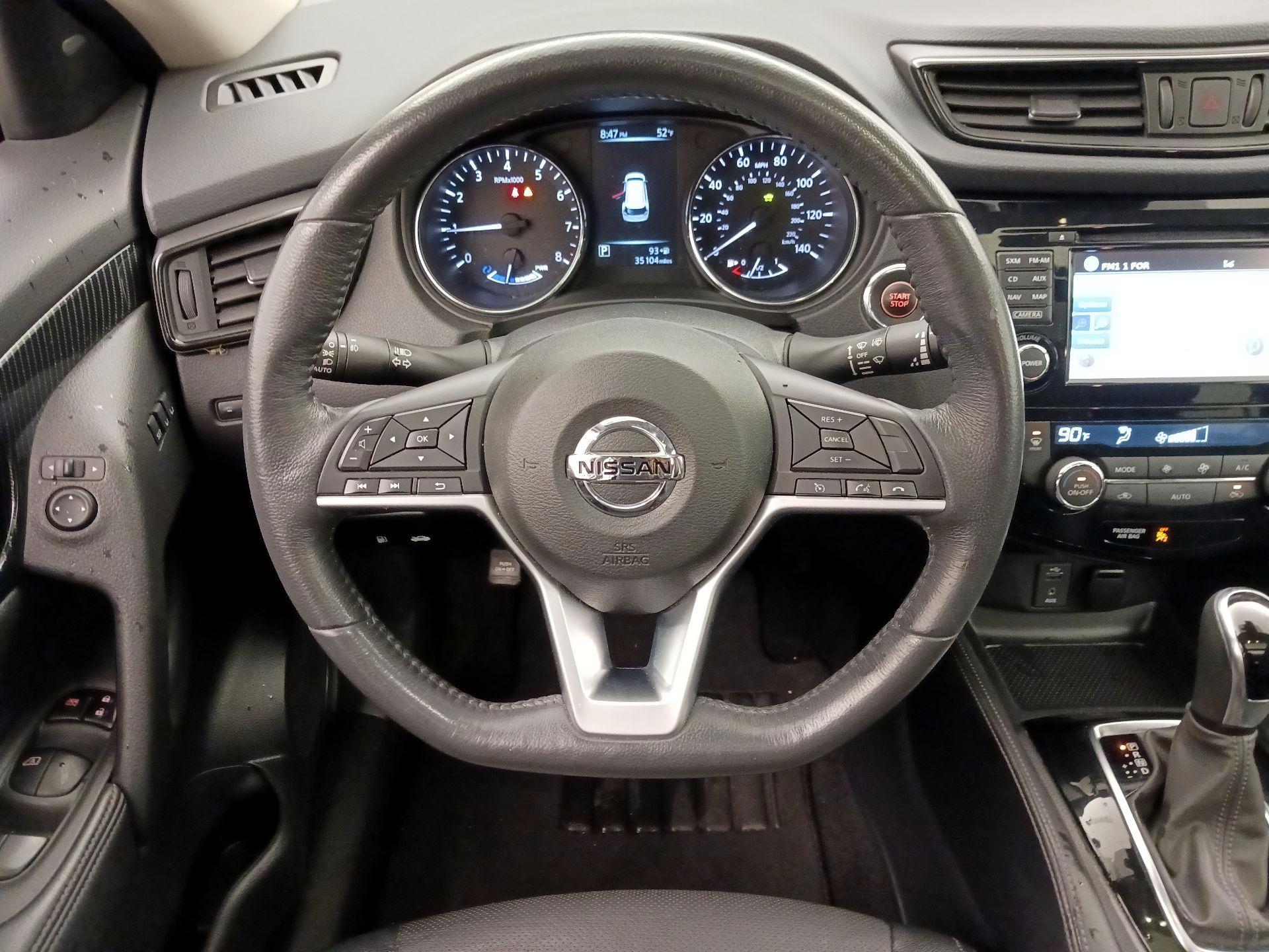 Thumbnail: 2017 Nissan Rogue - 10