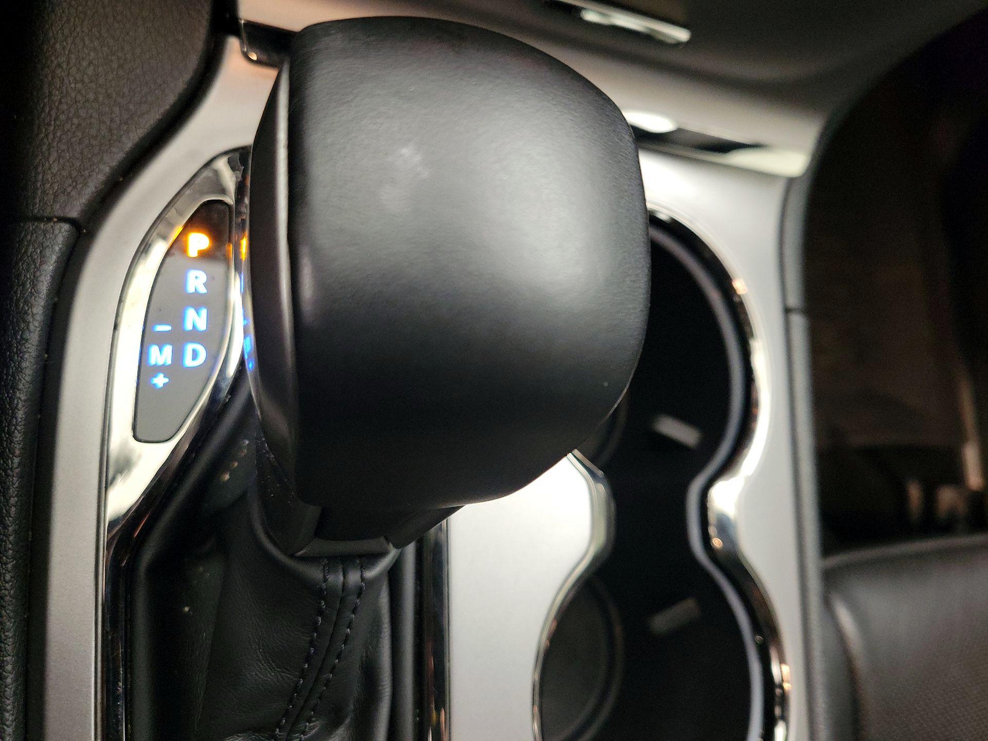 Thumbnail: 2020 Jeep Grand Cherokee - 16