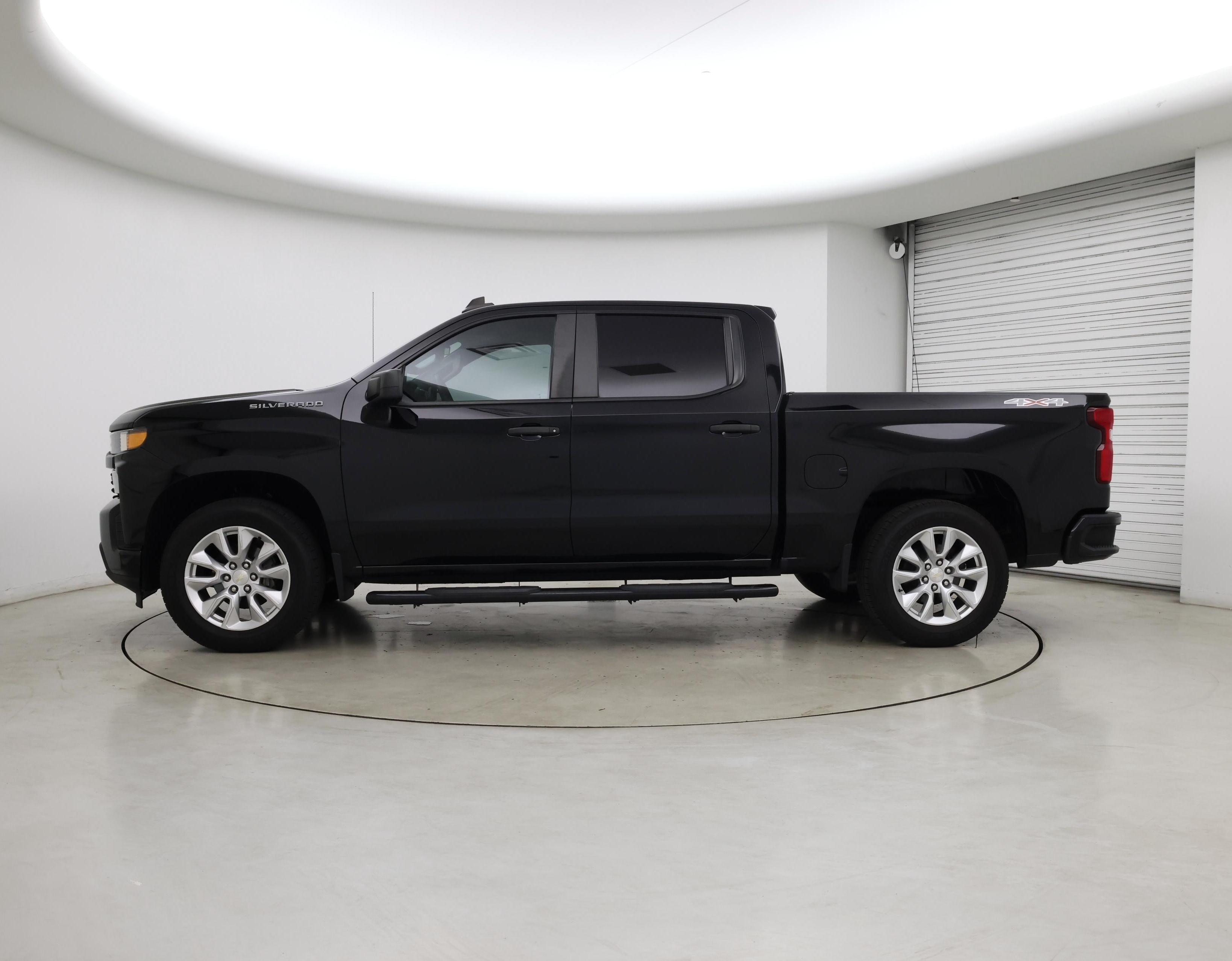 Thumbnail: 2021 Chevrolet Silverado 1500 - 3