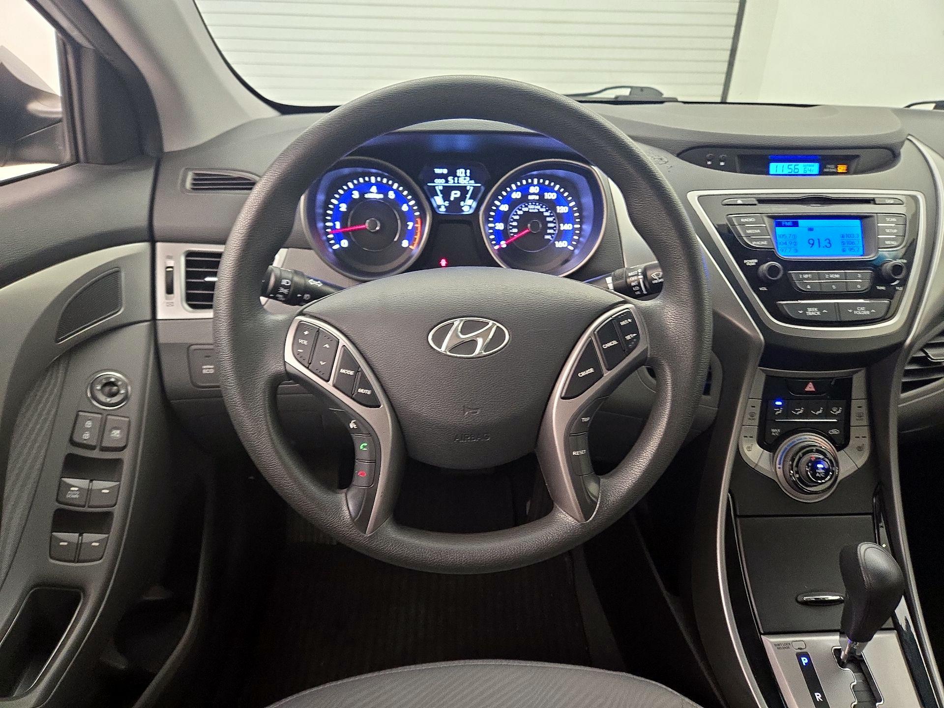 Thumbnail: 2013 Hyundai Elantra - 10