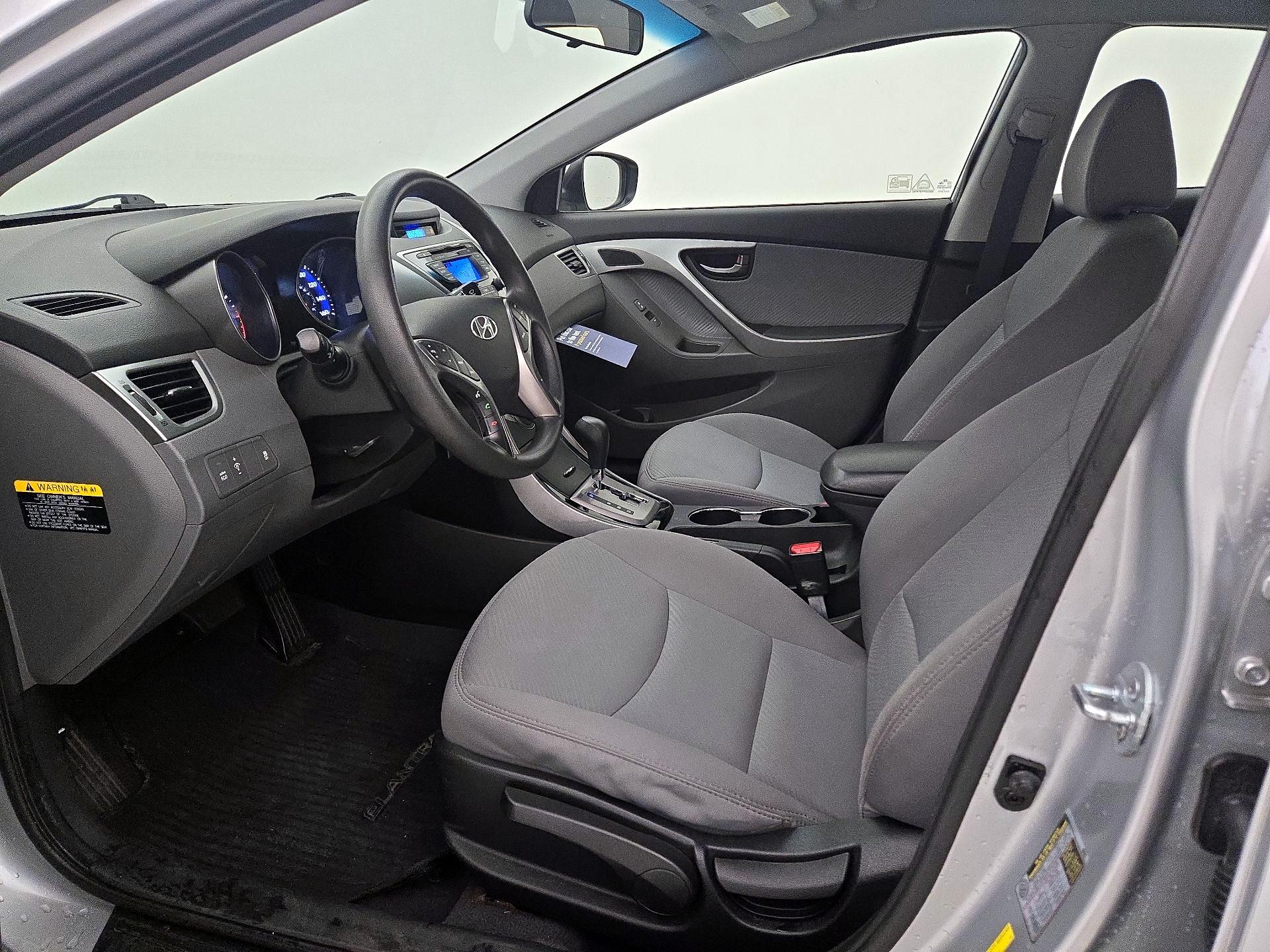 Thumbnail: 2013 Hyundai Elantra - 11