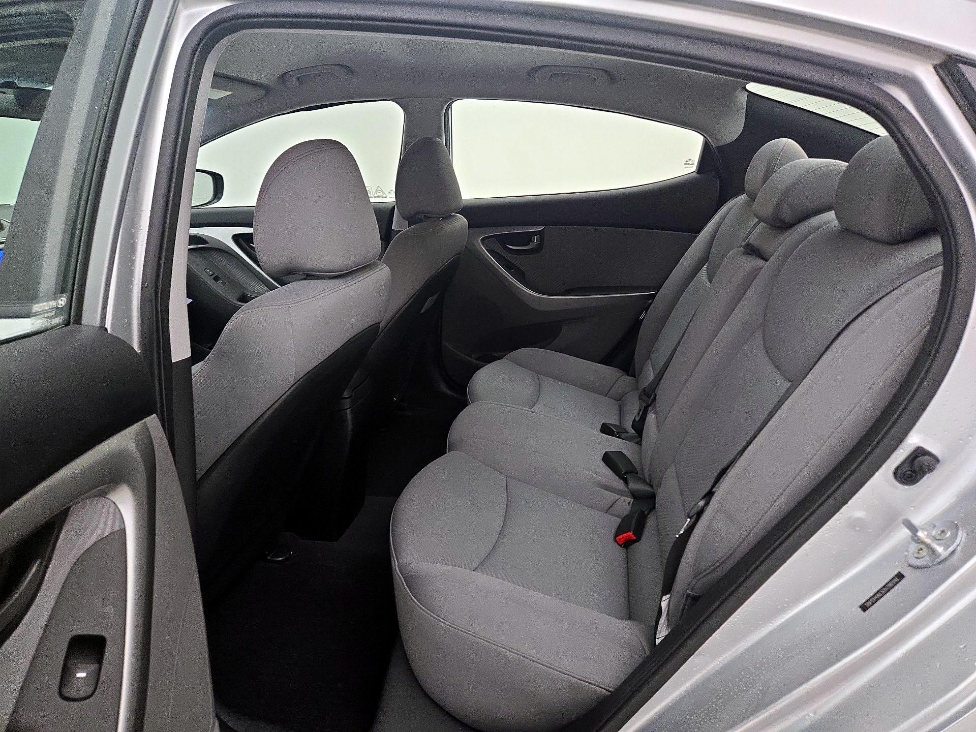 Thumbnail: 2013 Hyundai Elantra - 18