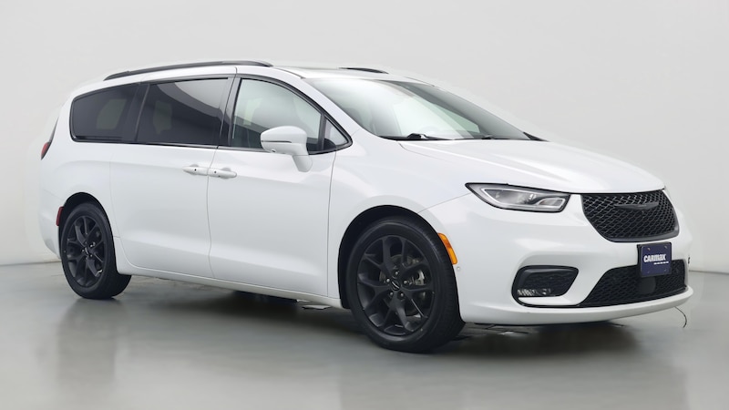 2022 Chrysler Pacifica Limited Hero Image