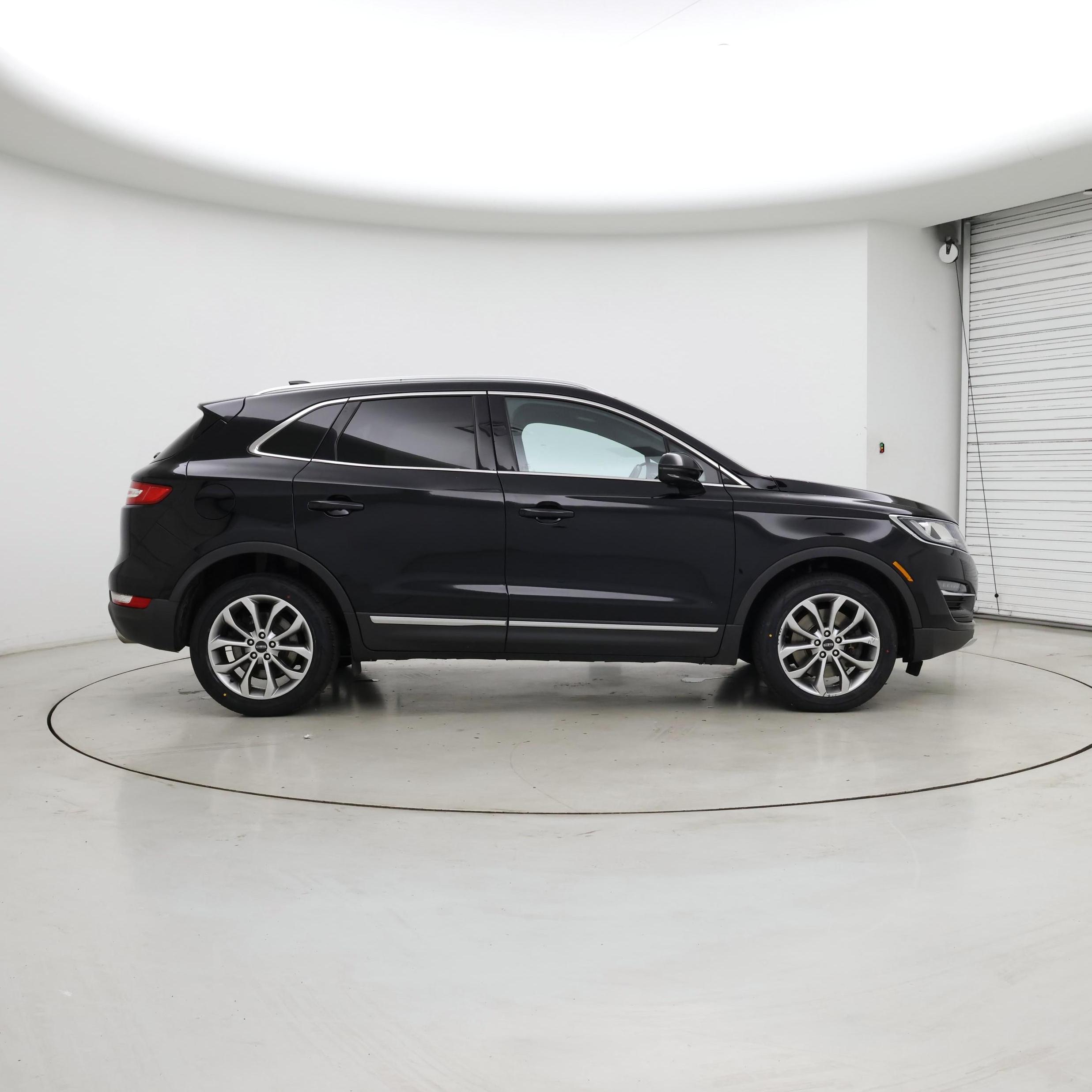 Thumbnail: 2017 Lincoln MKC - 7
