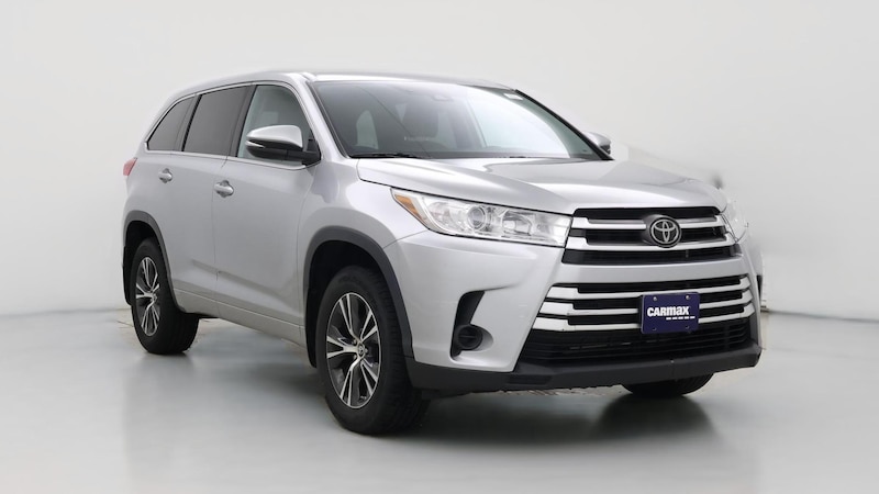 2018 Toyota Highlander LE Hero Image