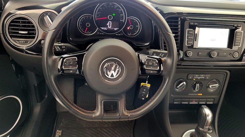 2015 Volkswagen Beetle Classic 10