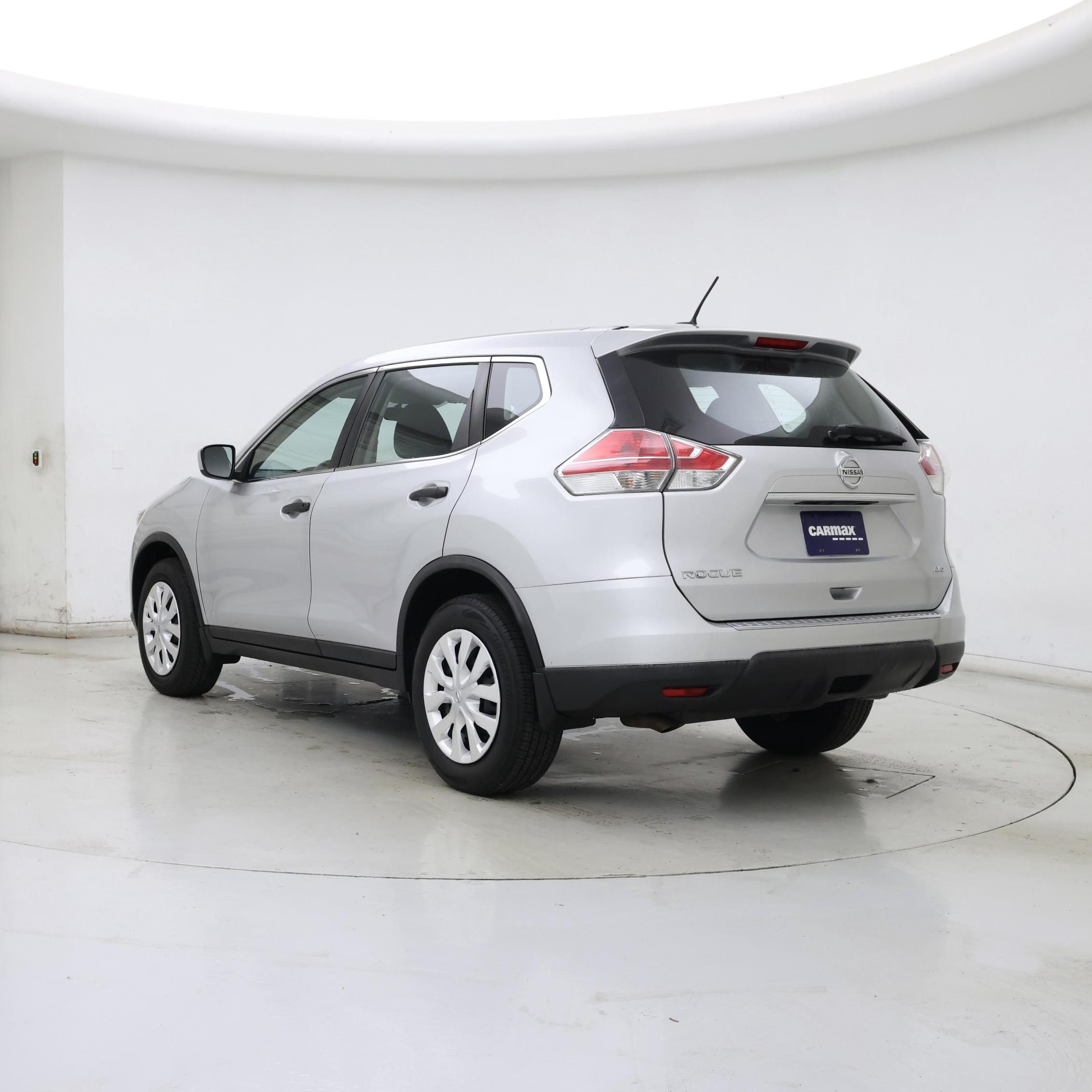 Thumbnail: 2016 Nissan Rogue - 2