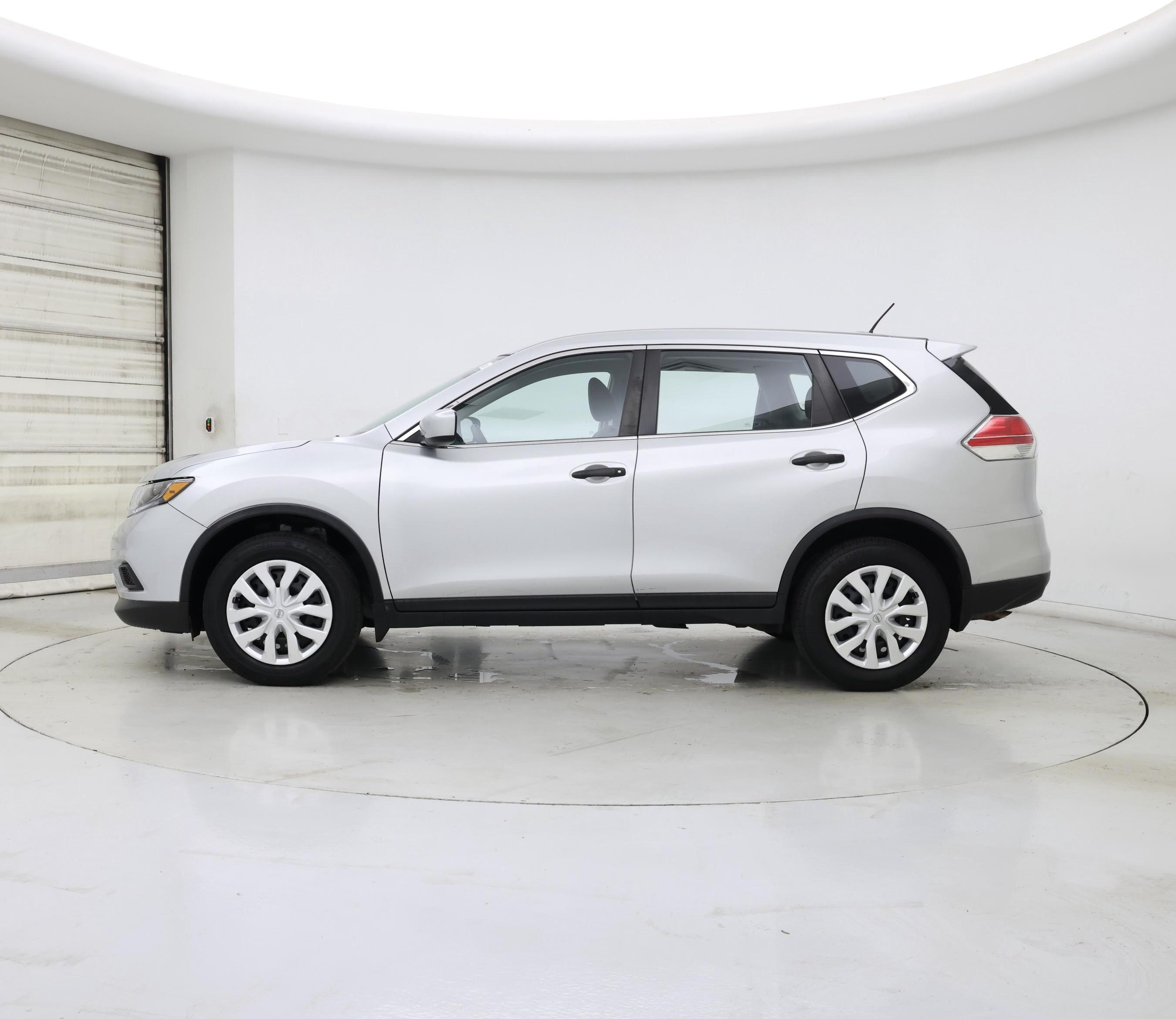 Thumbnail: 2016 Nissan Rogue - 3