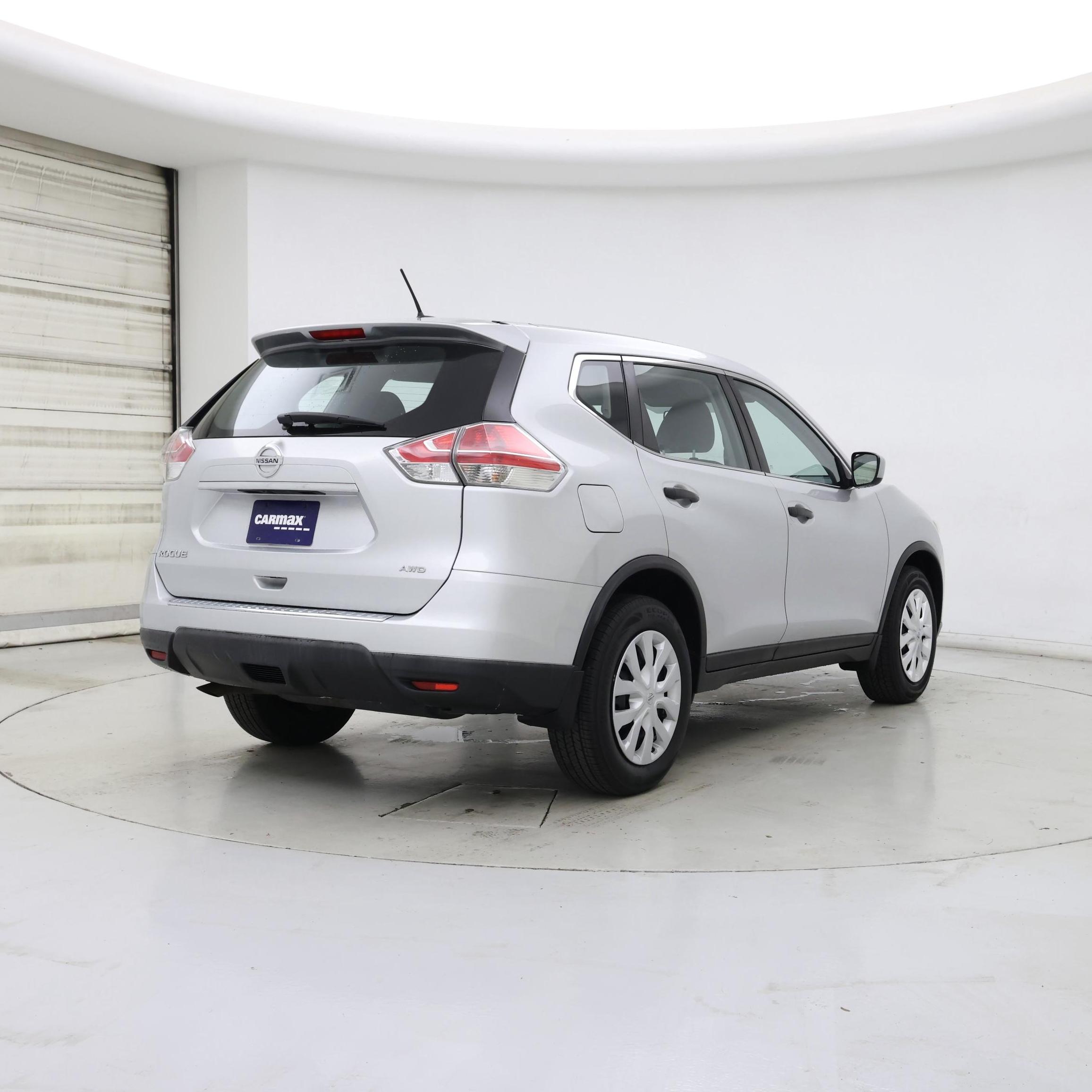 Thumbnail: 2016 Nissan Rogue - 8