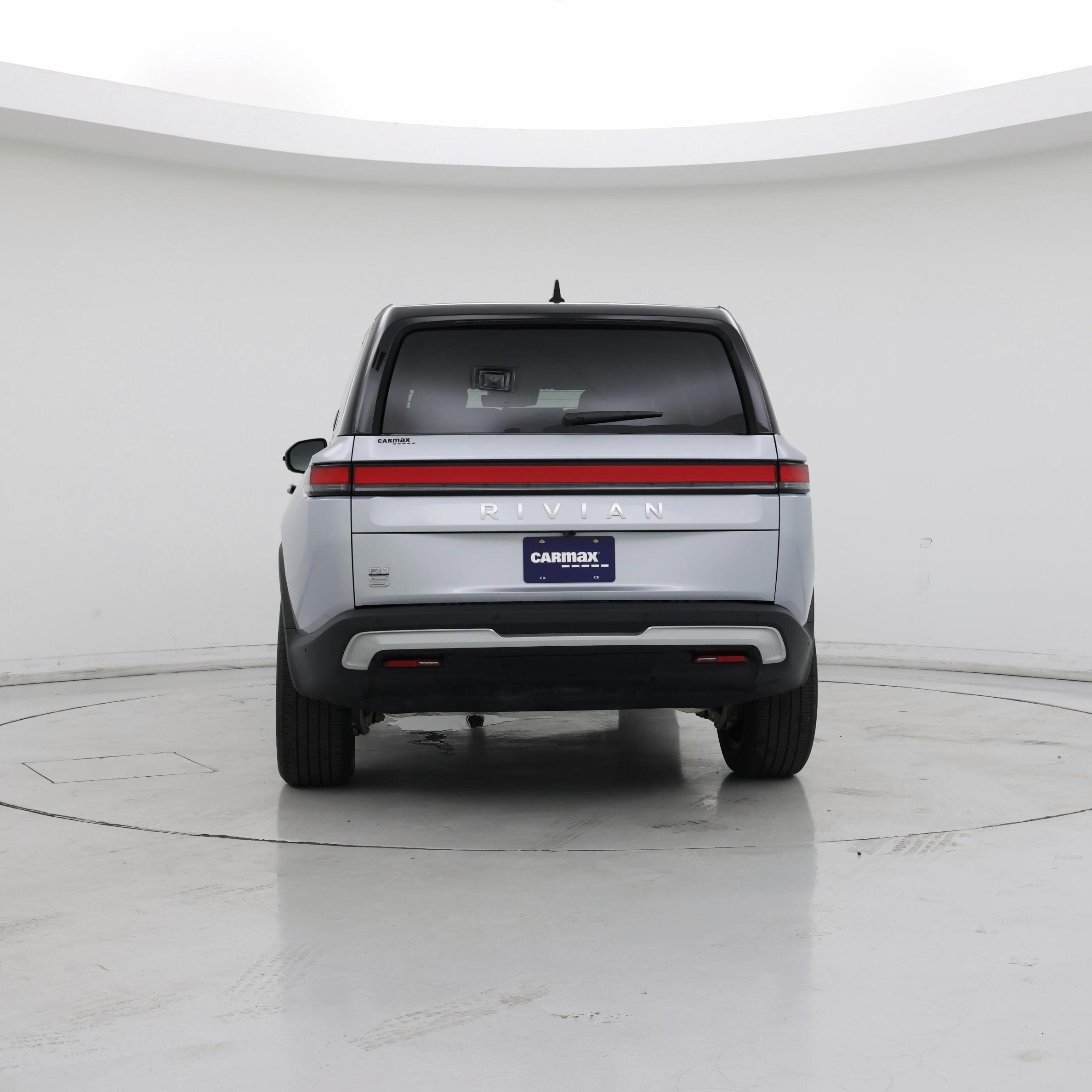 Thumbnail: 2025 Rivian R1S - 6