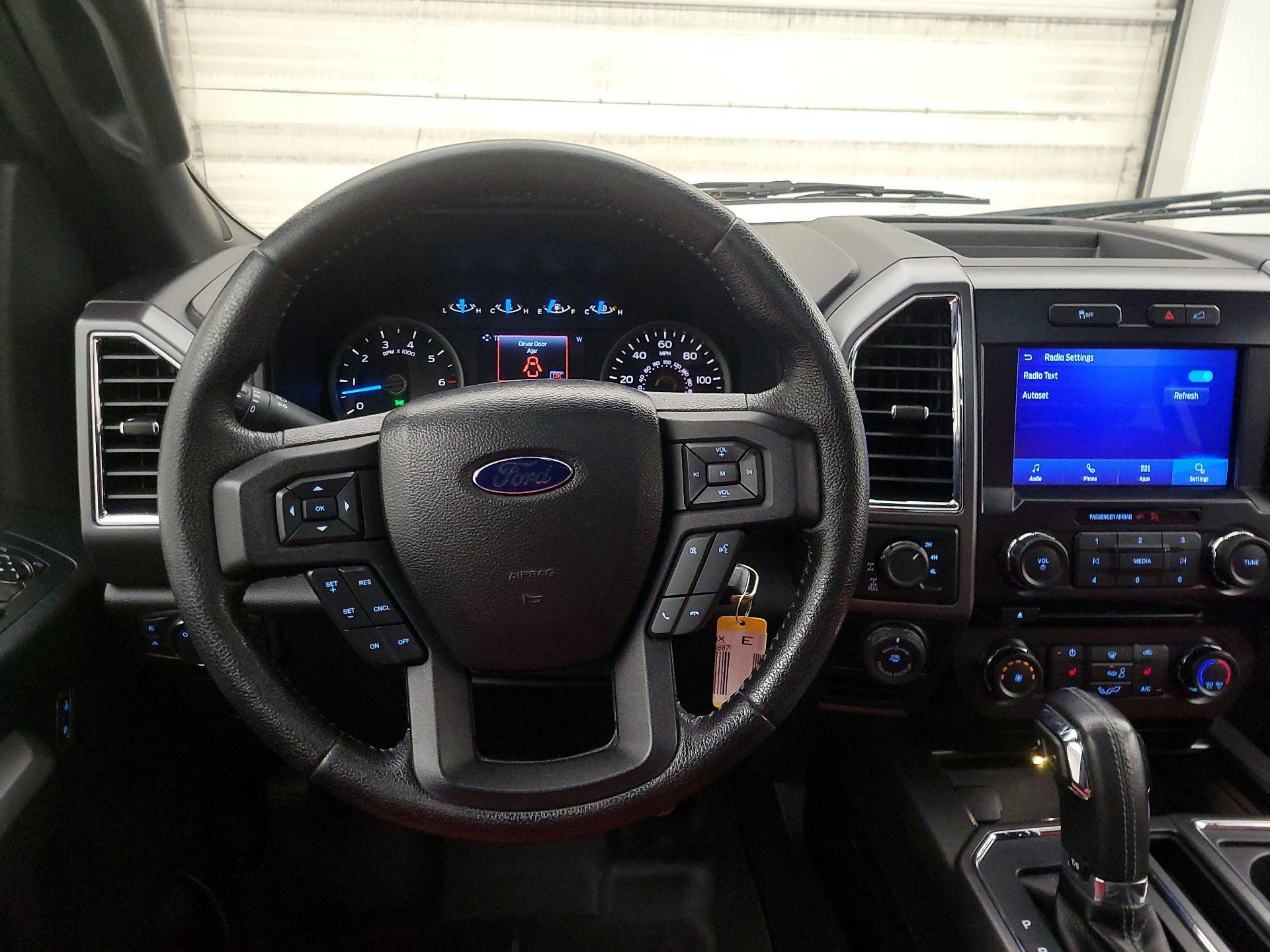 Thumbnail: 2016 Ford F-150 - 10