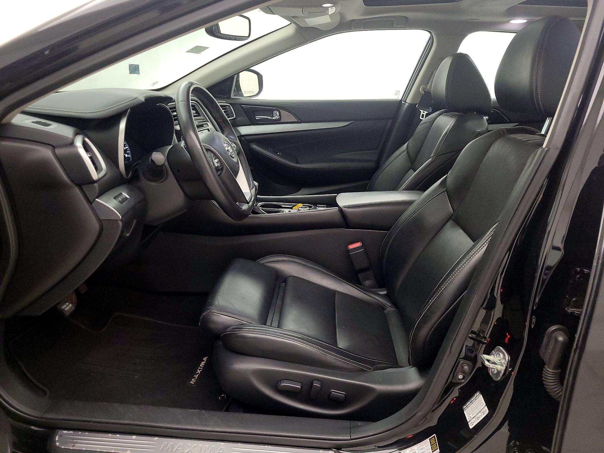 Thumbnail: 2016 Nissan Maxima - 11