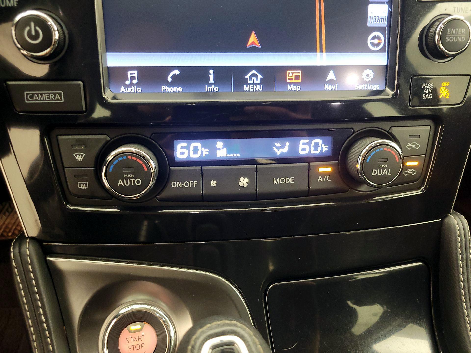 Thumbnail: 2016 Nissan Maxima - 17