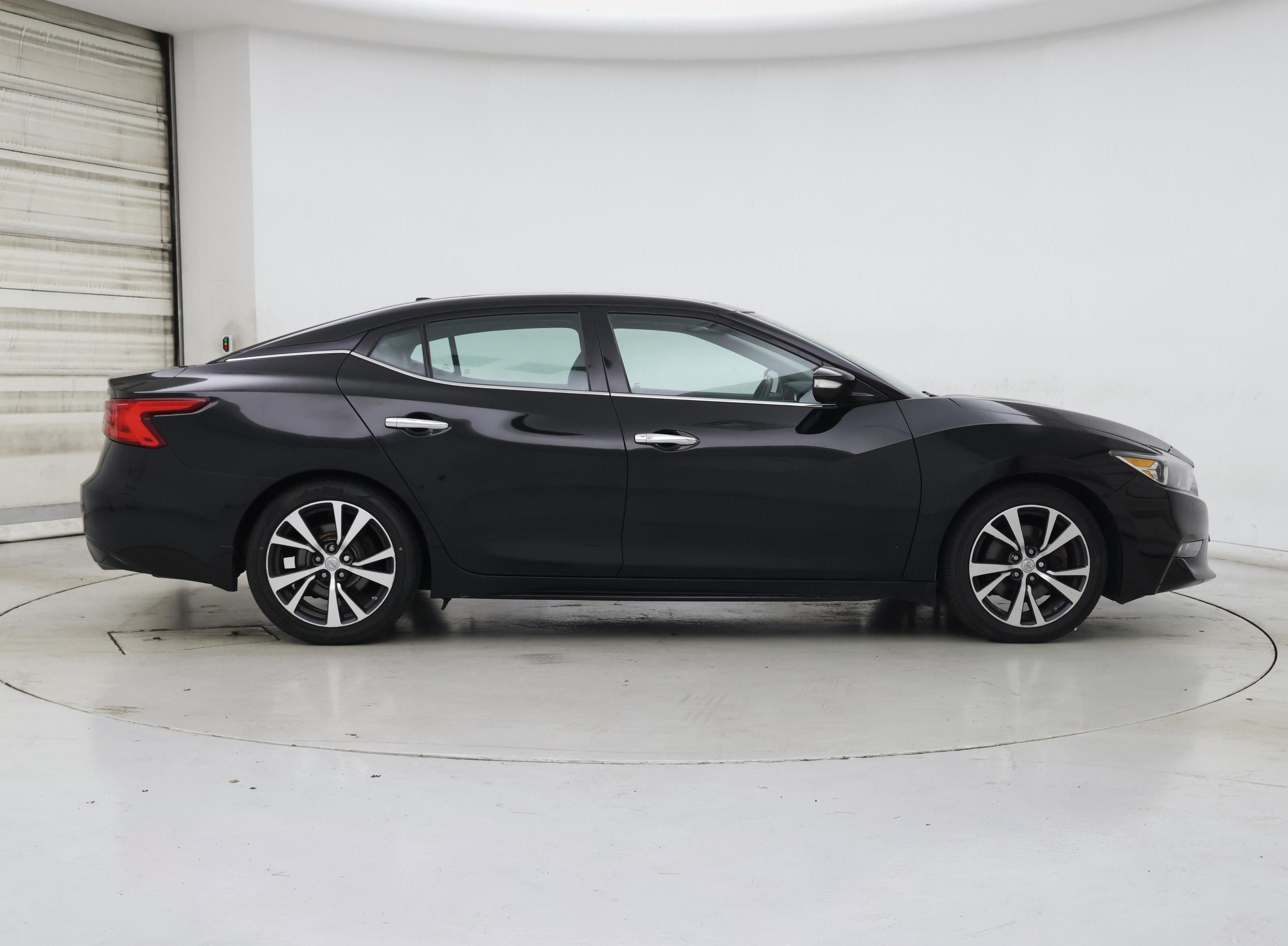 Thumbnail: 2016 Nissan Maxima - 7