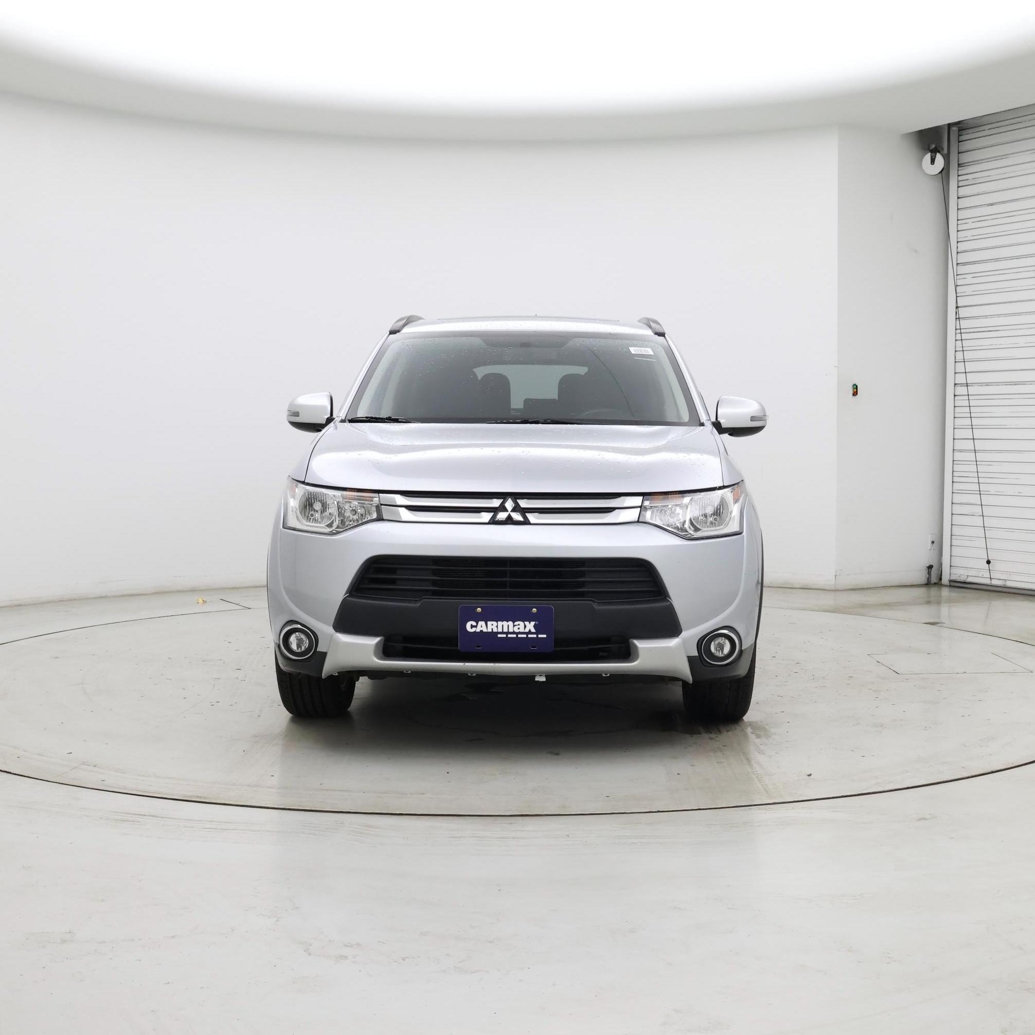 Thumbnail: 2015 Mitsubishi Outlander - 5