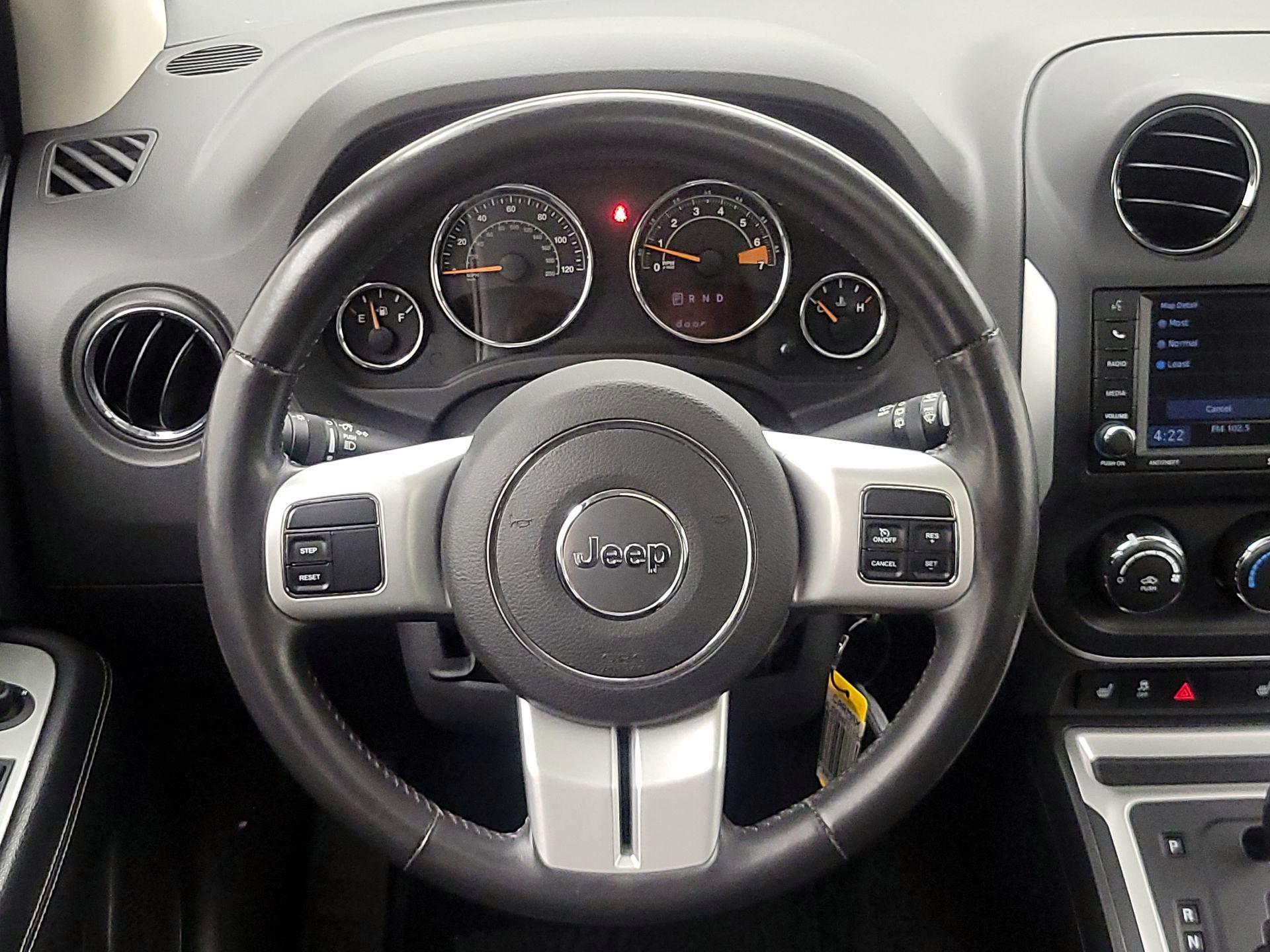 Thumbnail: 2015 Jeep Compass - 10