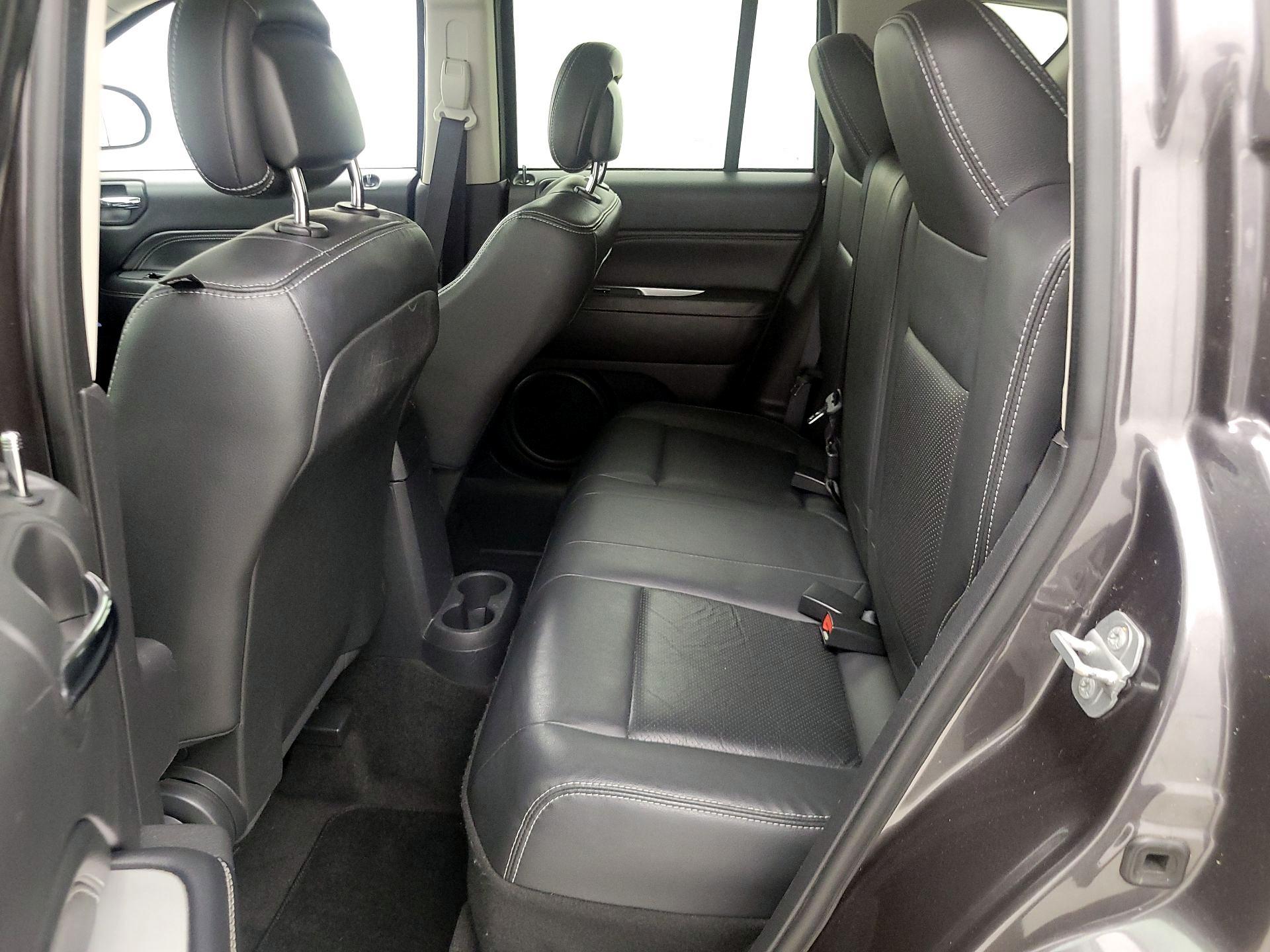 Thumbnail: 2015 Jeep Compass - 19
