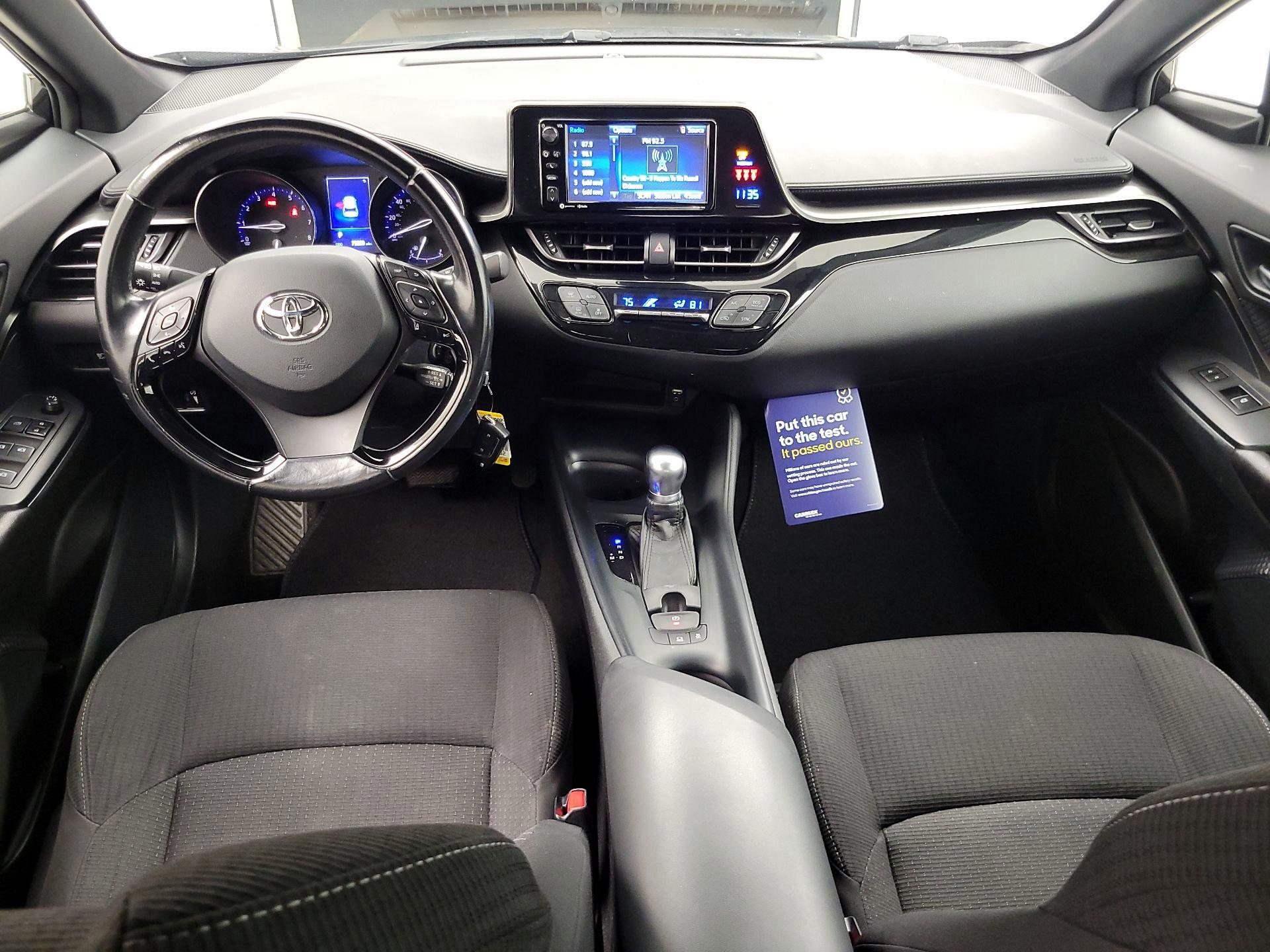 Thumbnail: 2018 Toyota C-HR - 9