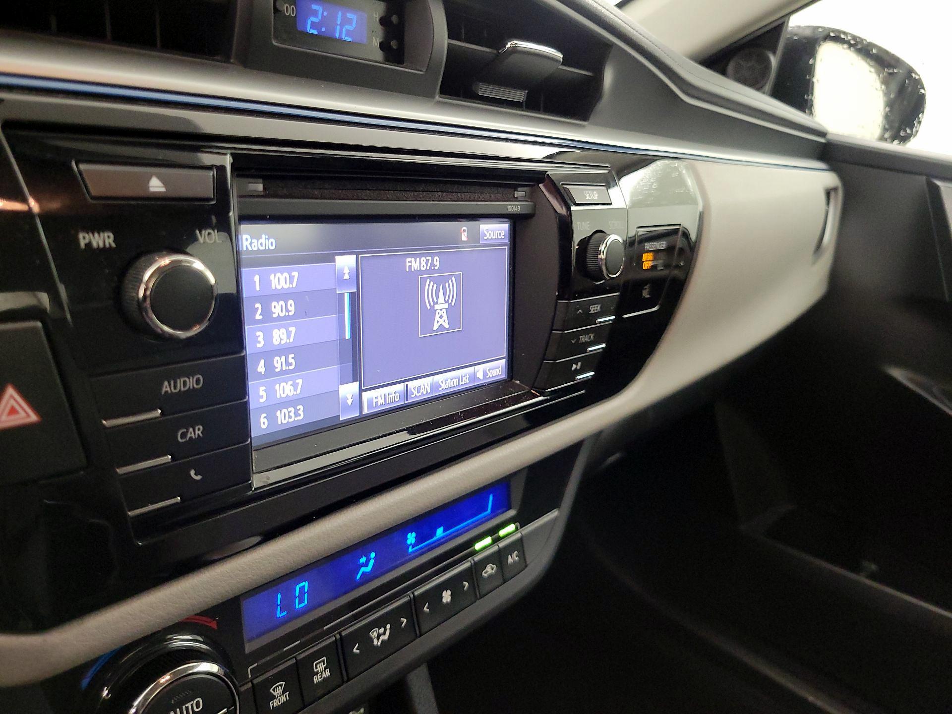 Thumbnail: 2014 Toyota Corolla - 15