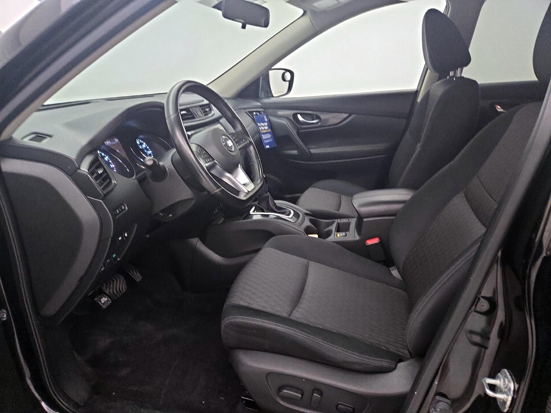 Thumbnail: 2018 Nissan Rogue - 11