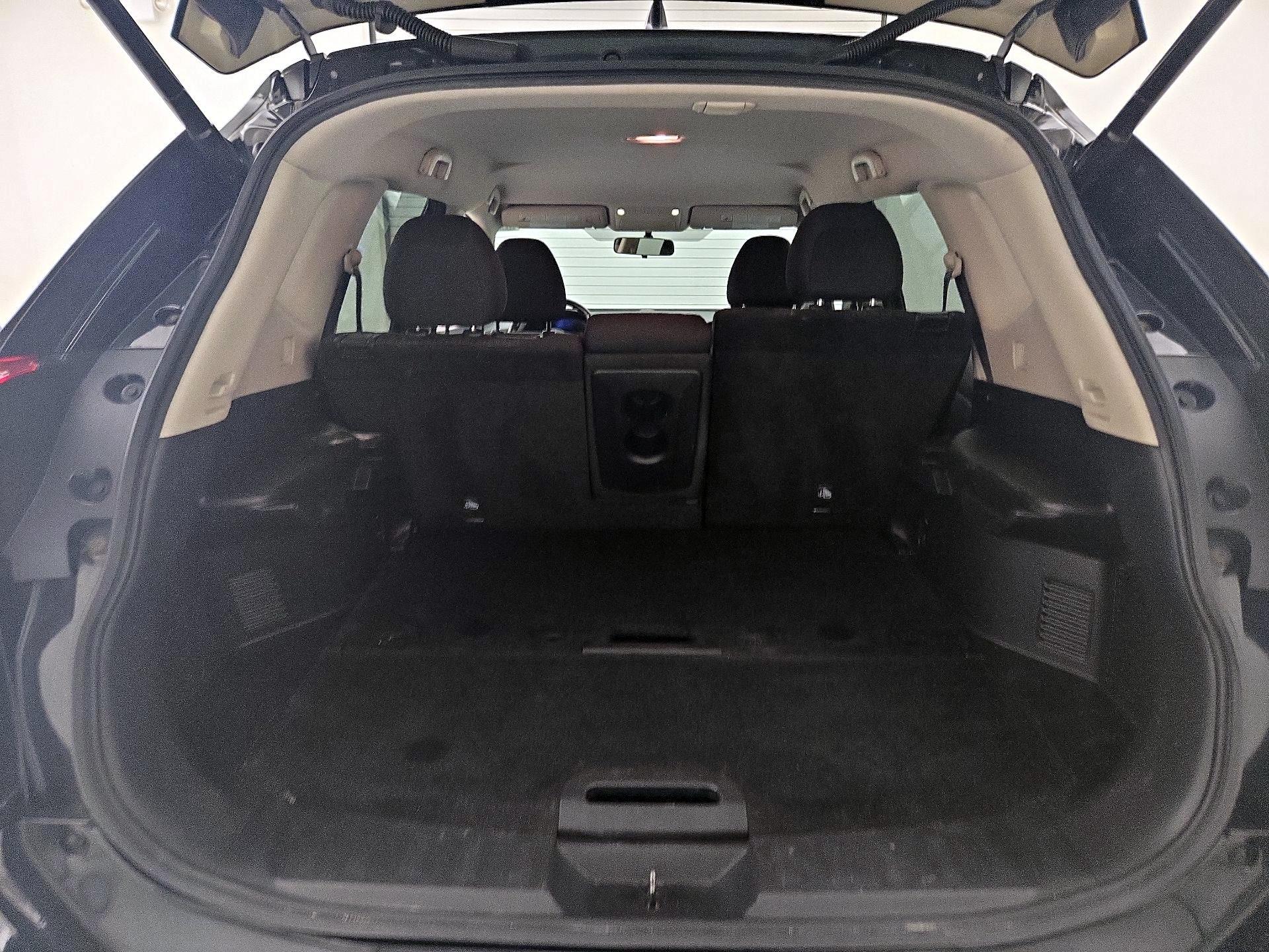 Thumbnail: 2018 Nissan Rogue - 20