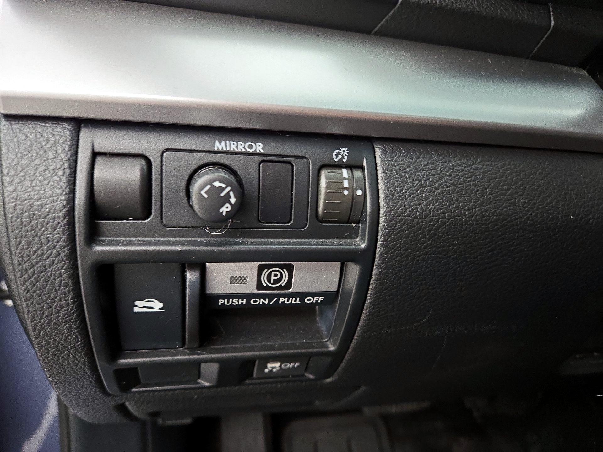 Thumbnail: 2014 Subaru Outback - 13