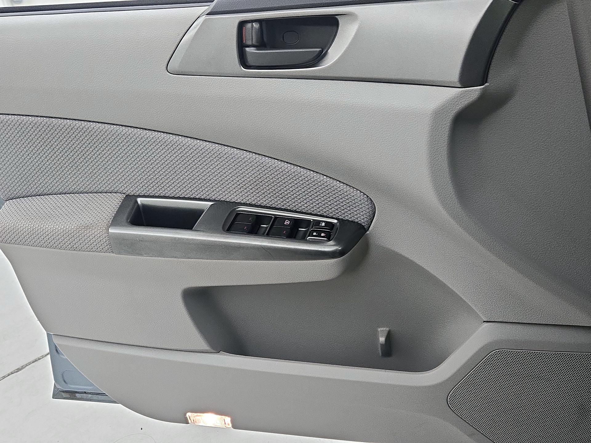 Thumbnail: 2013 Subaru Forester - 12