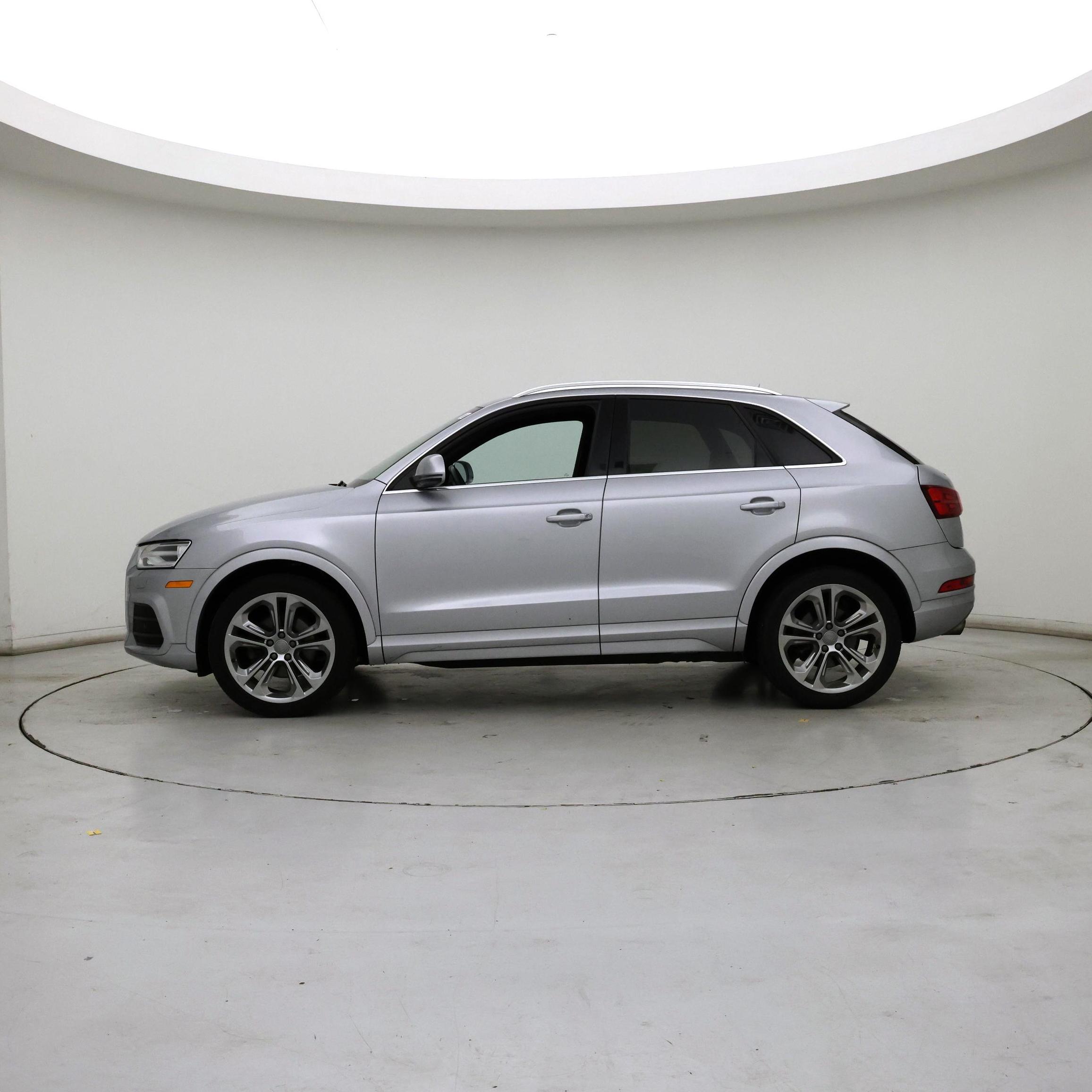 Thumbnail: 2016 Audi Q3 - 3