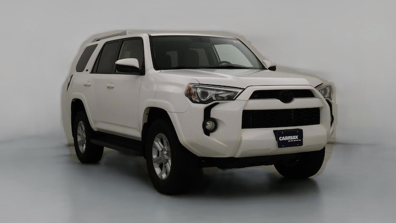 2016 Toyota 4Runner SR5 Hero Image