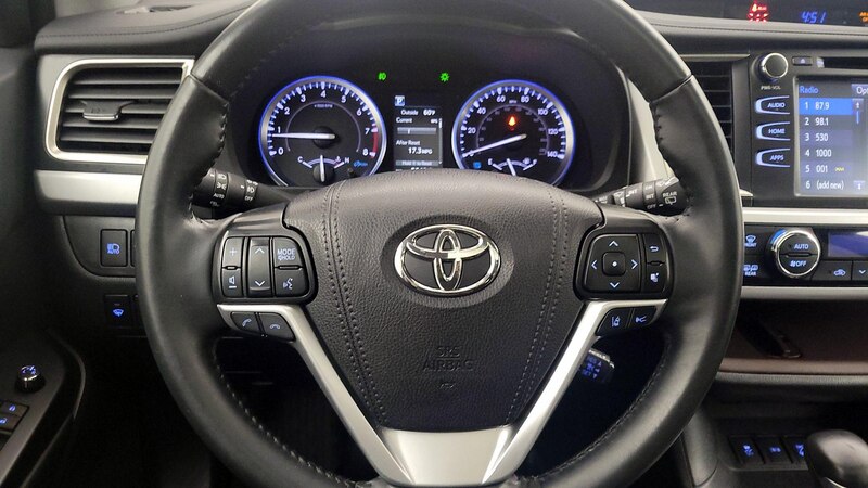 2019 Toyota Highlander XLE 10