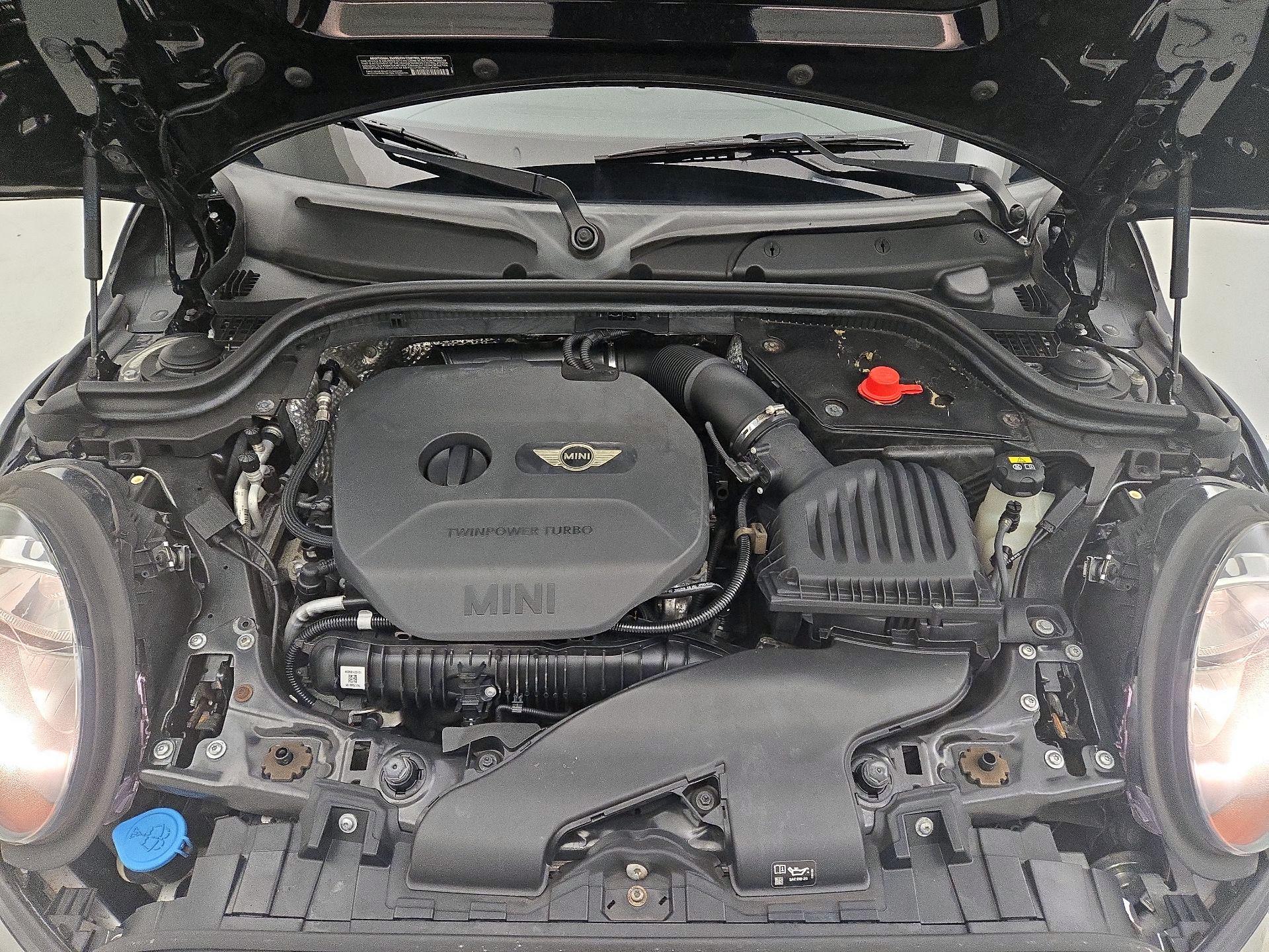 Thumbnail: 2016 MINI Cooper Hardtop - 20