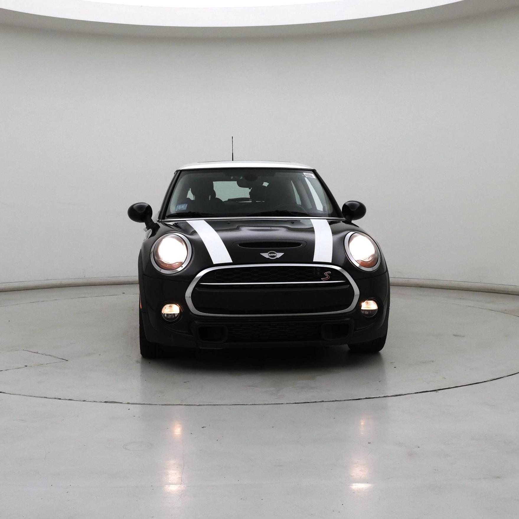 Thumbnail: 2016 MINI Cooper Hardtop - 5