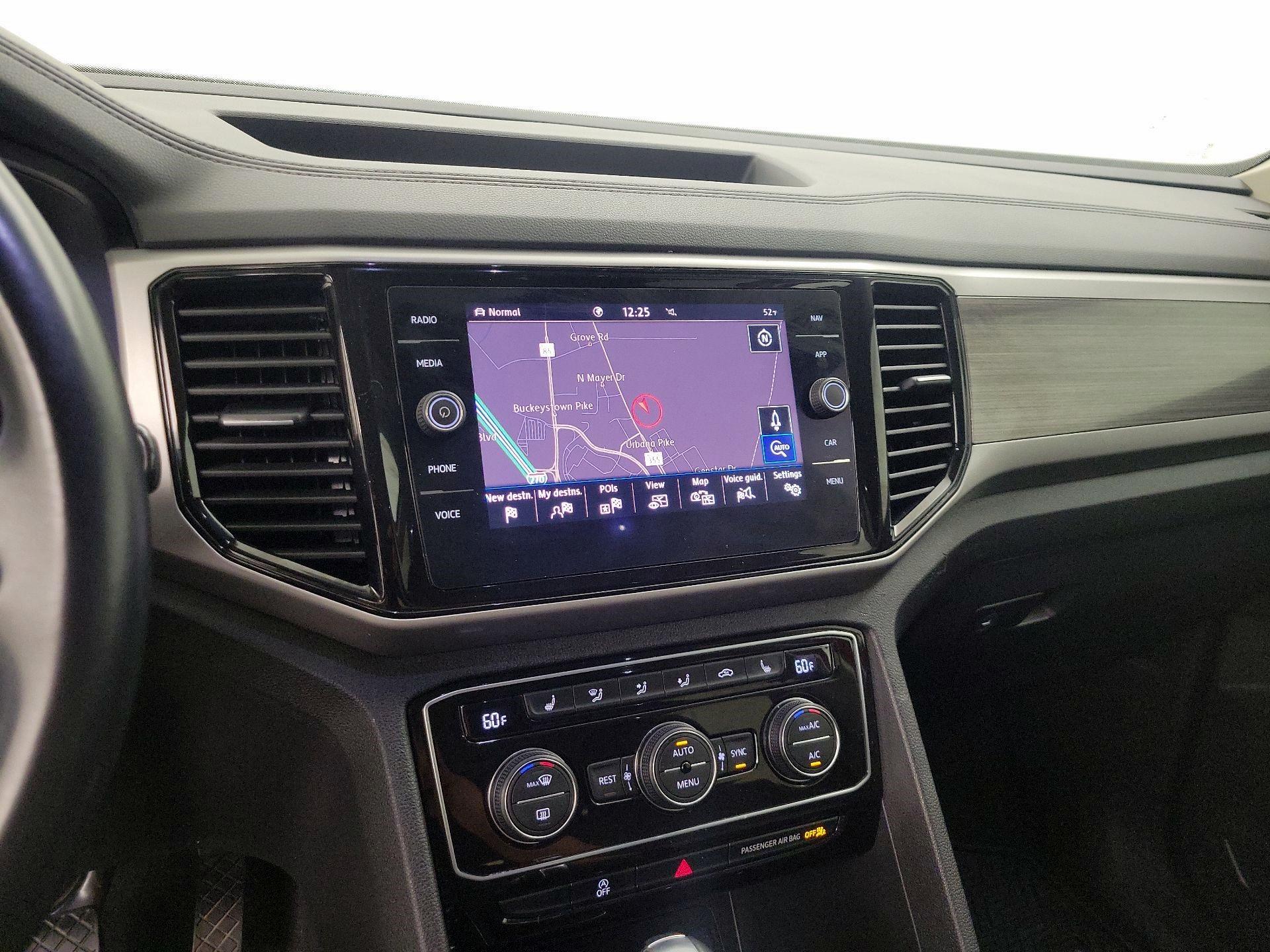 Thumbnail: 2021 Volkswagen Atlas - 14