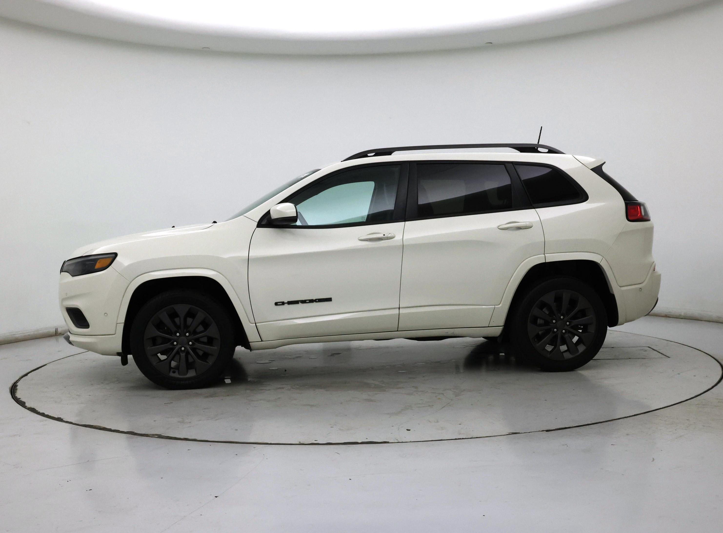 Thumbnail: 2019 Jeep Cherokee - 3