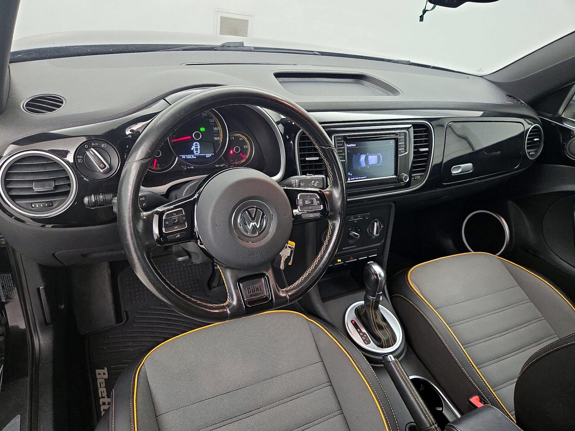 Thumbnail: 2016 Volkswagen Beetle - 9