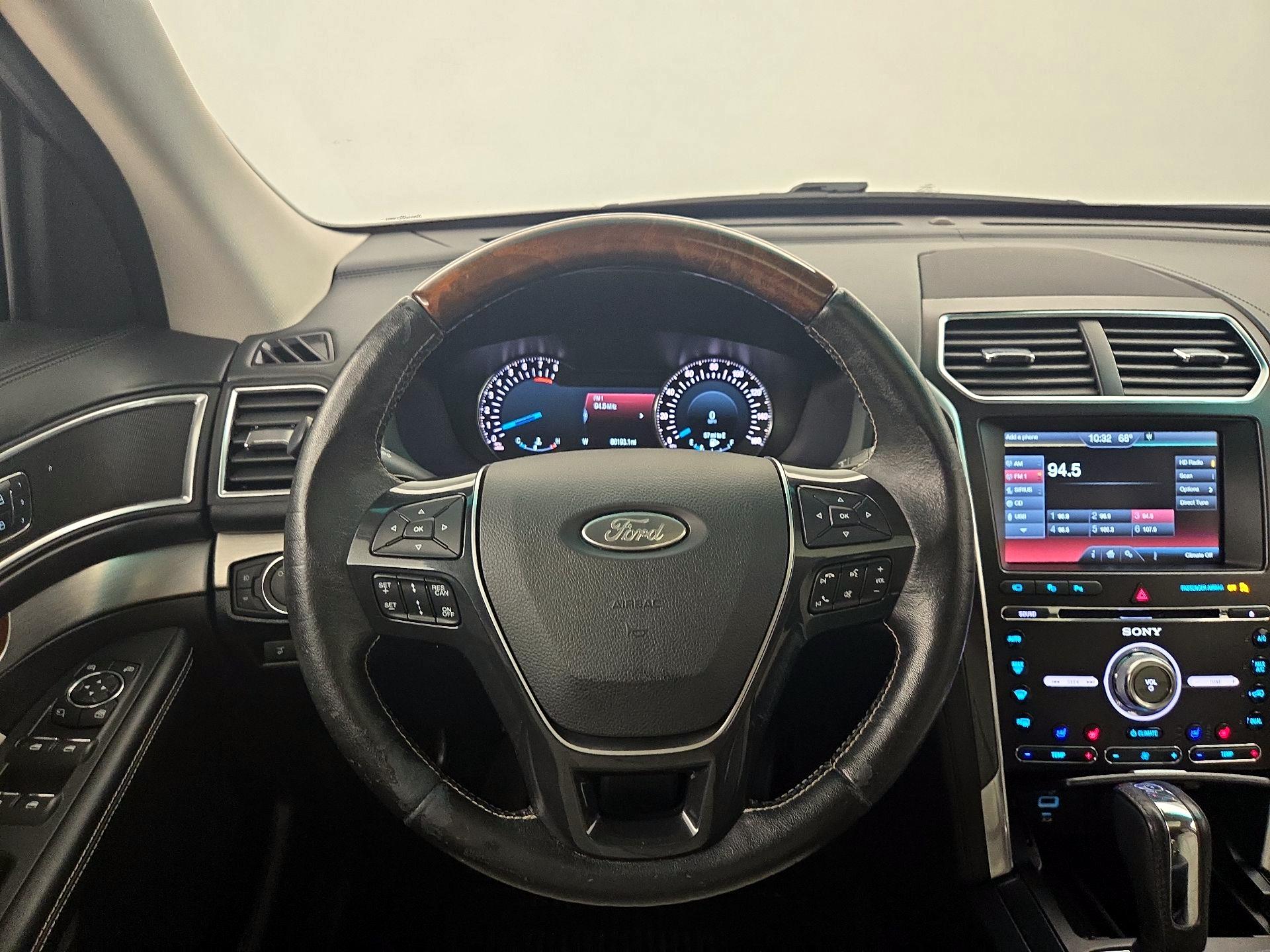 Thumbnail: 2016 Ford Explorer - 10
