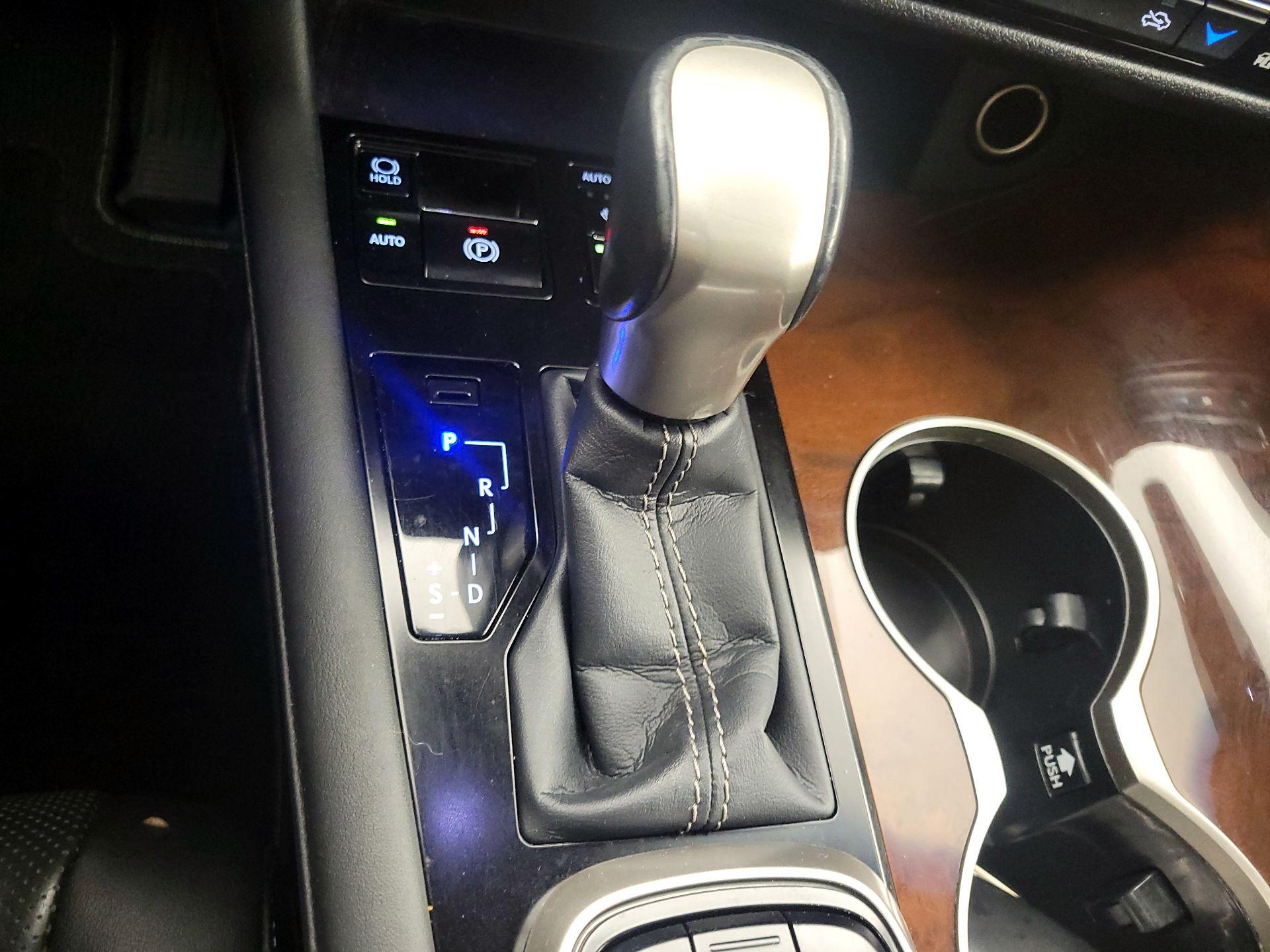 Thumbnail: 2017 Lexus RX - 17