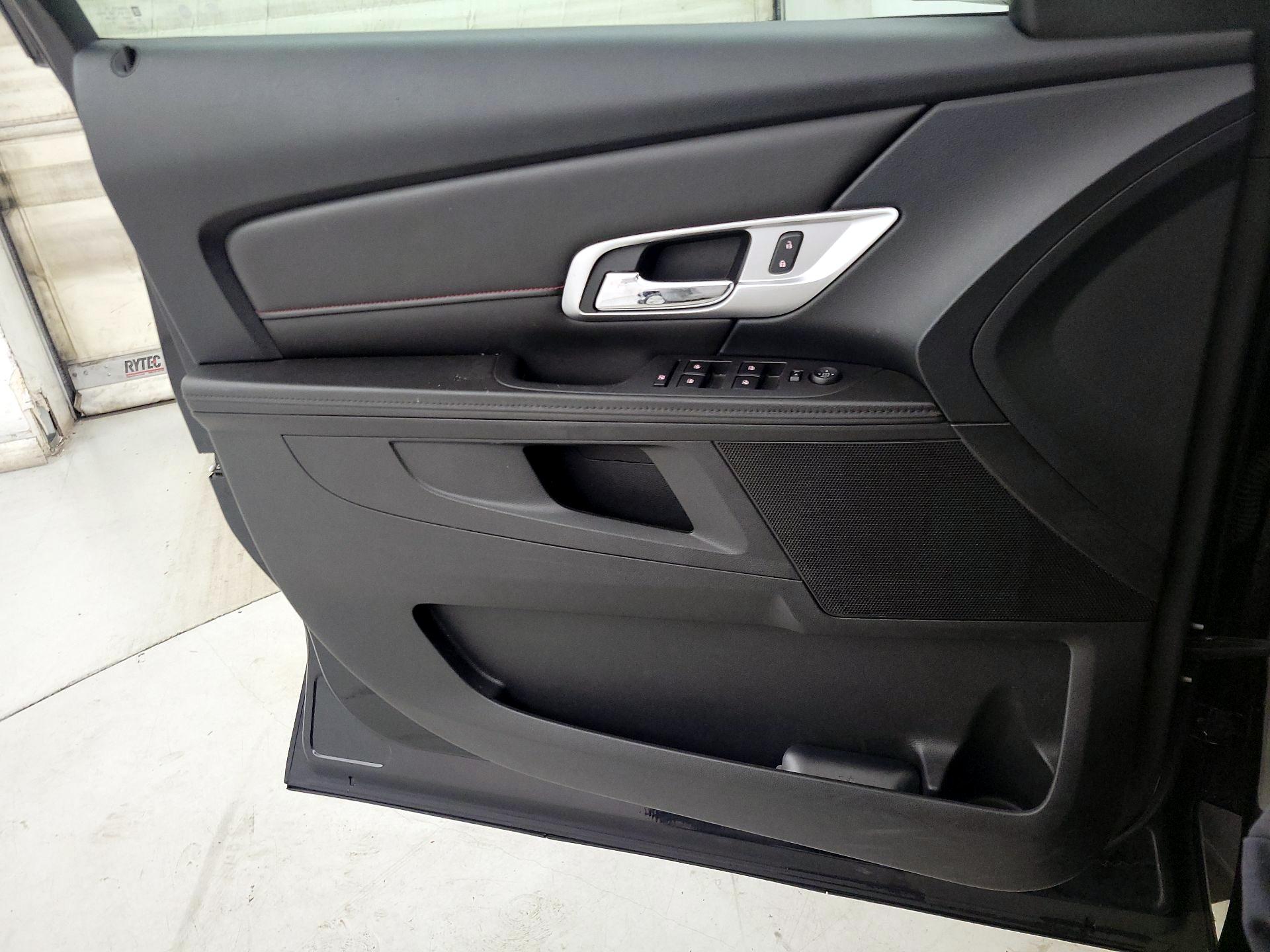 Thumbnail: 2016 GMC Terrain - 12