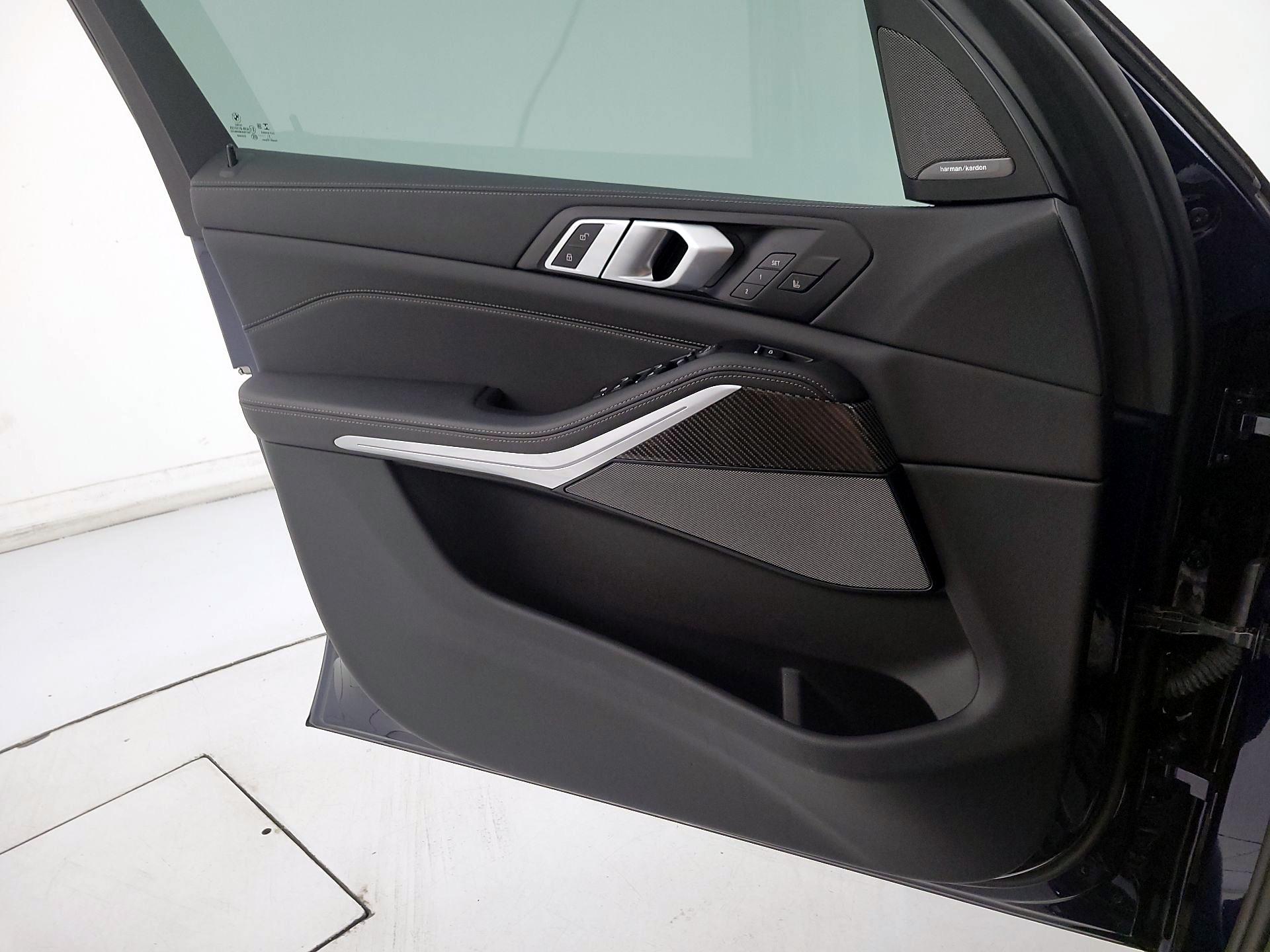 Thumbnail: 2021 BMW X5 - 12
