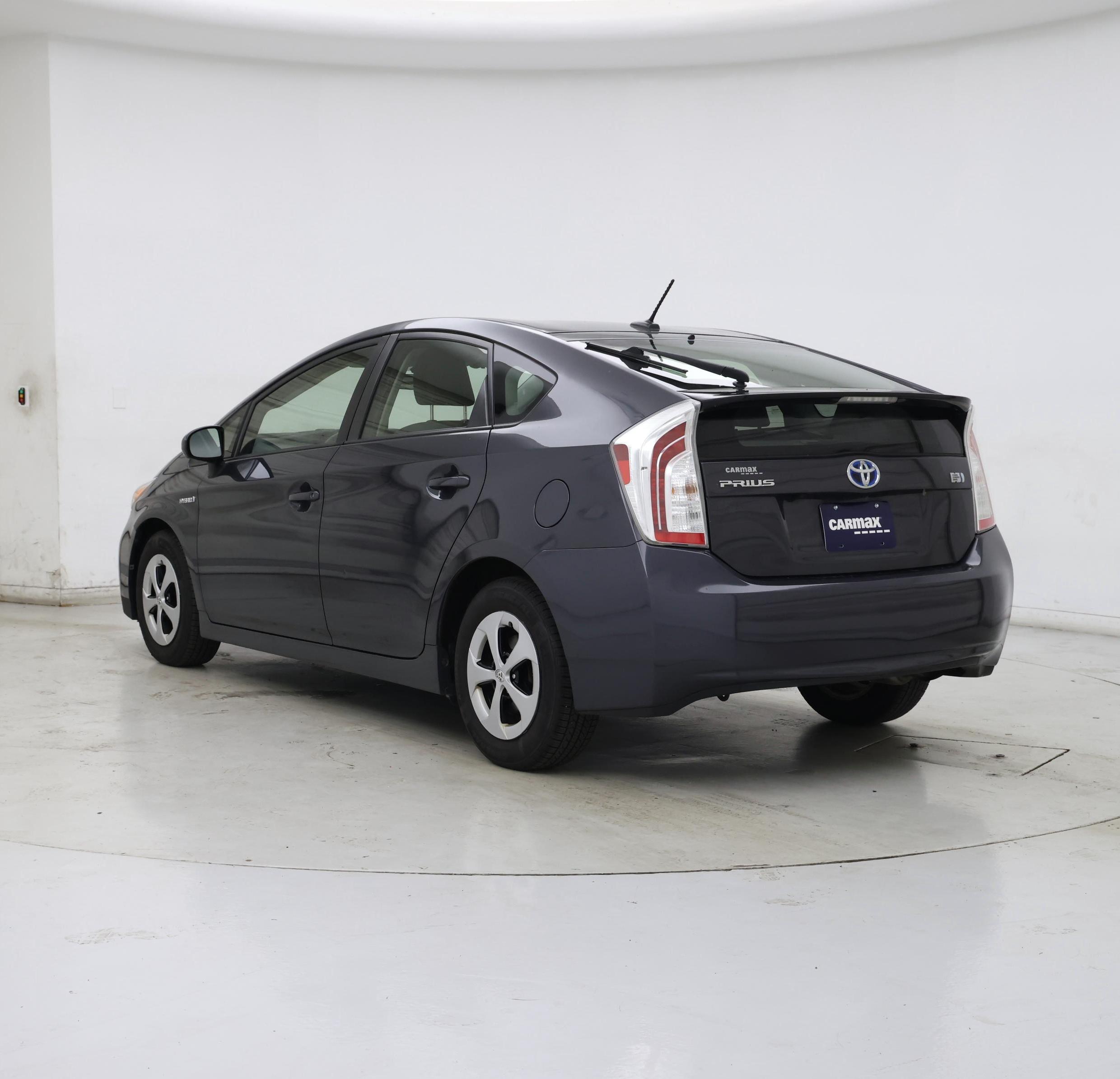 Thumbnail: 2015 Toyota Prius - 2